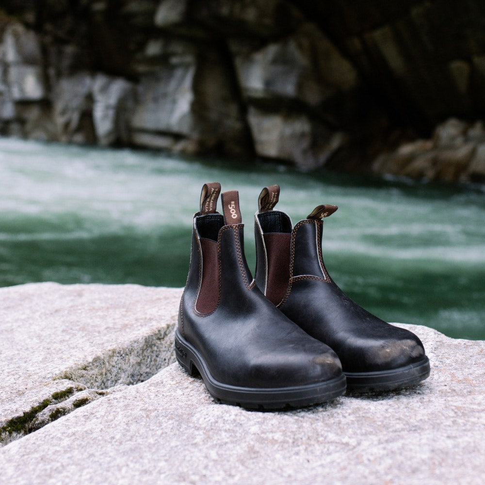 Blundstone Original 500 Chelsea Boots for Men & Women - Waterproof Leather Ankle Boots in Stout Brown - Perfect for Outdoor, Work & Casual Wear