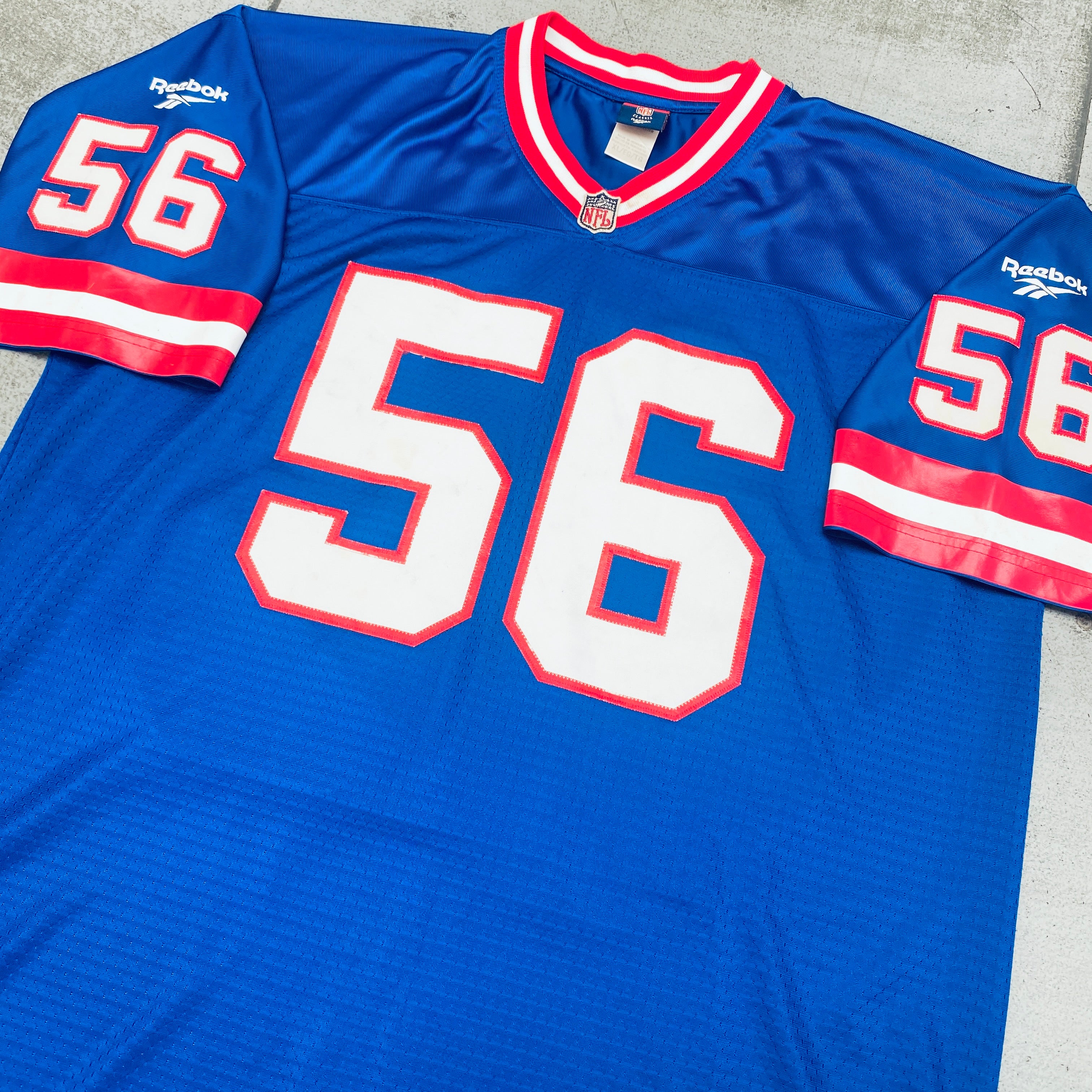 Authentic New York Giants Lawrence Taylor 1986 Throwback Stitched Jersey (XL) - Perfect for NFL Games, Tailgating & Fan Collections