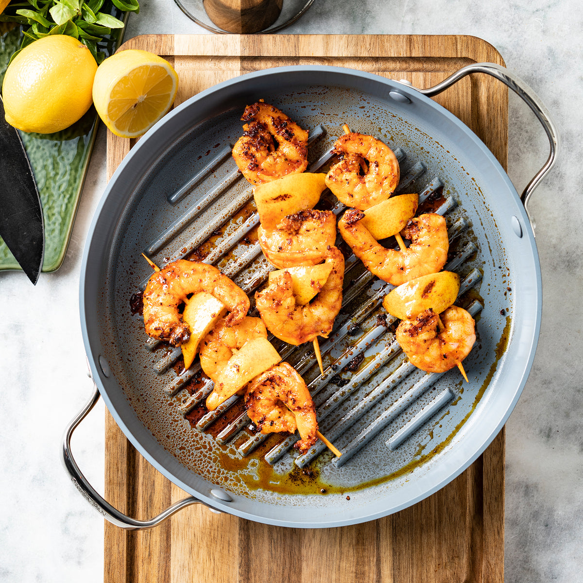 Valencia Pro Ceramic Nonstick 11-Inch Round Grill Pan - Perfect for Indoor & Outdoor Grilling, Stovetop to Oven Safe, Healthy Cooking for Steaks, Burgers & Vegetables