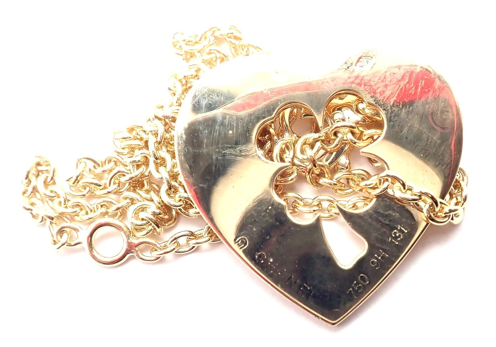 Authentic Chanel 4 Leaf Clover 18k Yellow Gold Heart Pendant Necklace - Elegant Link Chain for Women | Perfect Gift for Birthday, Anniversary & Special Occasions