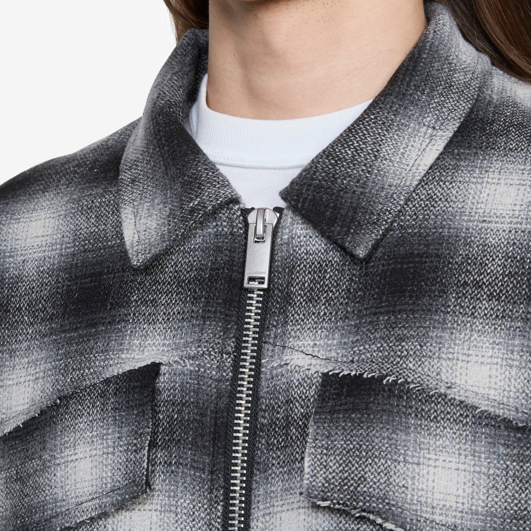 Stylish Padded Checked Overshirt in Dark Grey - Perfect for Casual Outfits & Layering in Cool Weather