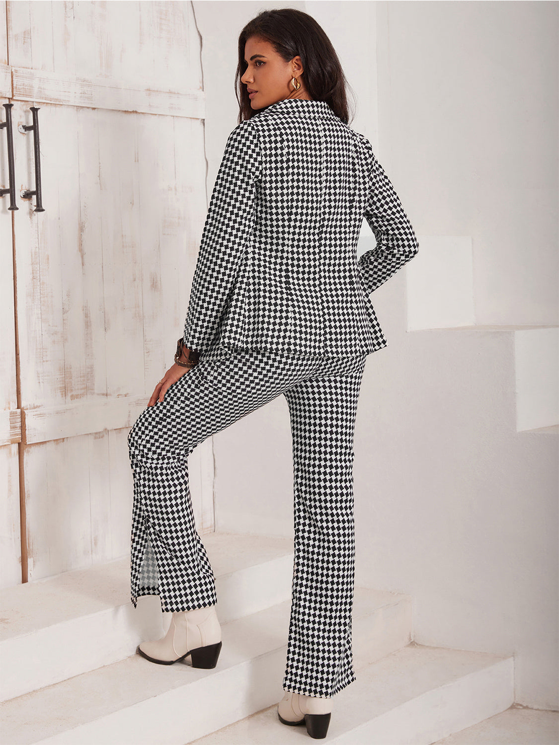 Checkered Blazer & Slit Pants Resort Set - Women's Stylish 2-Piece Outfit for Vacation, Beach Getaway & Summer Travel Fashion
