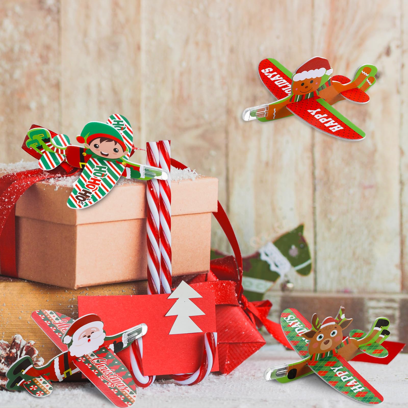 40 Pack Christmas Foam Glider Airplanes for Kids - Bulk Flying Toy Planes for Stocking Stuffers, Xmas Party Favors & Classroom Activities - Fun Outdoor/Indoor Play for Home, School & Holiday Gatherings