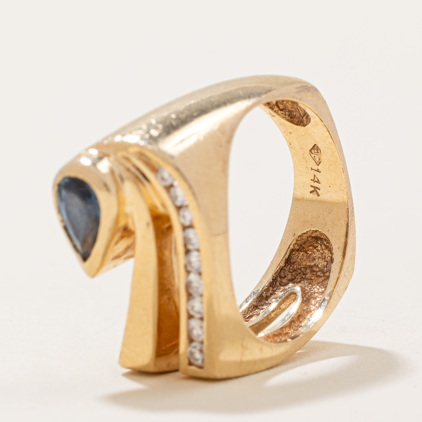 Exquisite 0.35ctw Sapphire & Diamond Cocktail Ring (0.11ctw Diamonds) - Size 6 | Elegant Jewelry for Evening Parties, Weddings & Special Occasions
