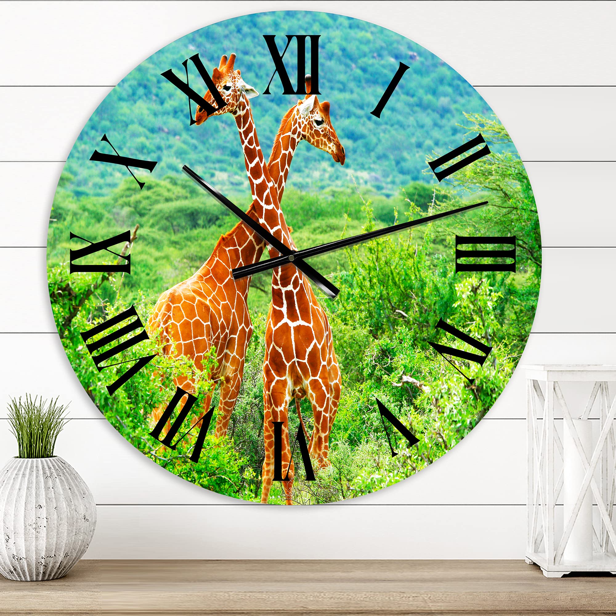 DesignQ Farmhouse Wall Clock - 'Fight of Two Giraffes on Green' Large Animal Wall Clock for Kitchen, Living Room, Bedroom & Office Decor | Rustic Home Décor & Unique Gift Idea