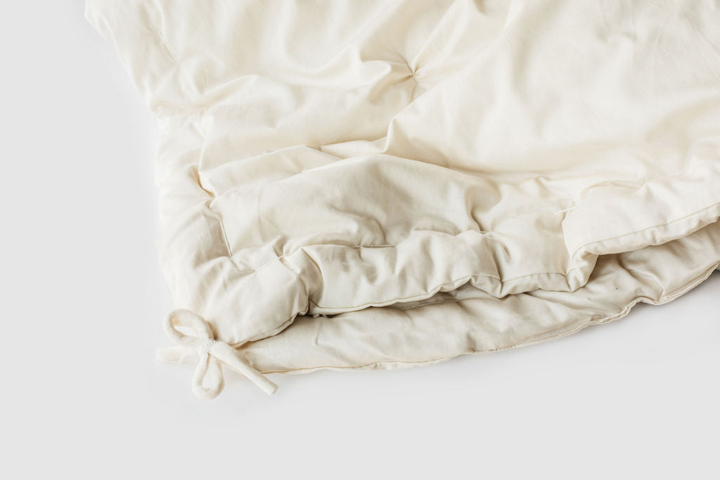 Premium All-Season Wool Comforter - Breathable & Temperature Regulating Queen/King Size Bedding for Year-Round Comfort - Perfect for Cold Winters & Warm Summer Nights