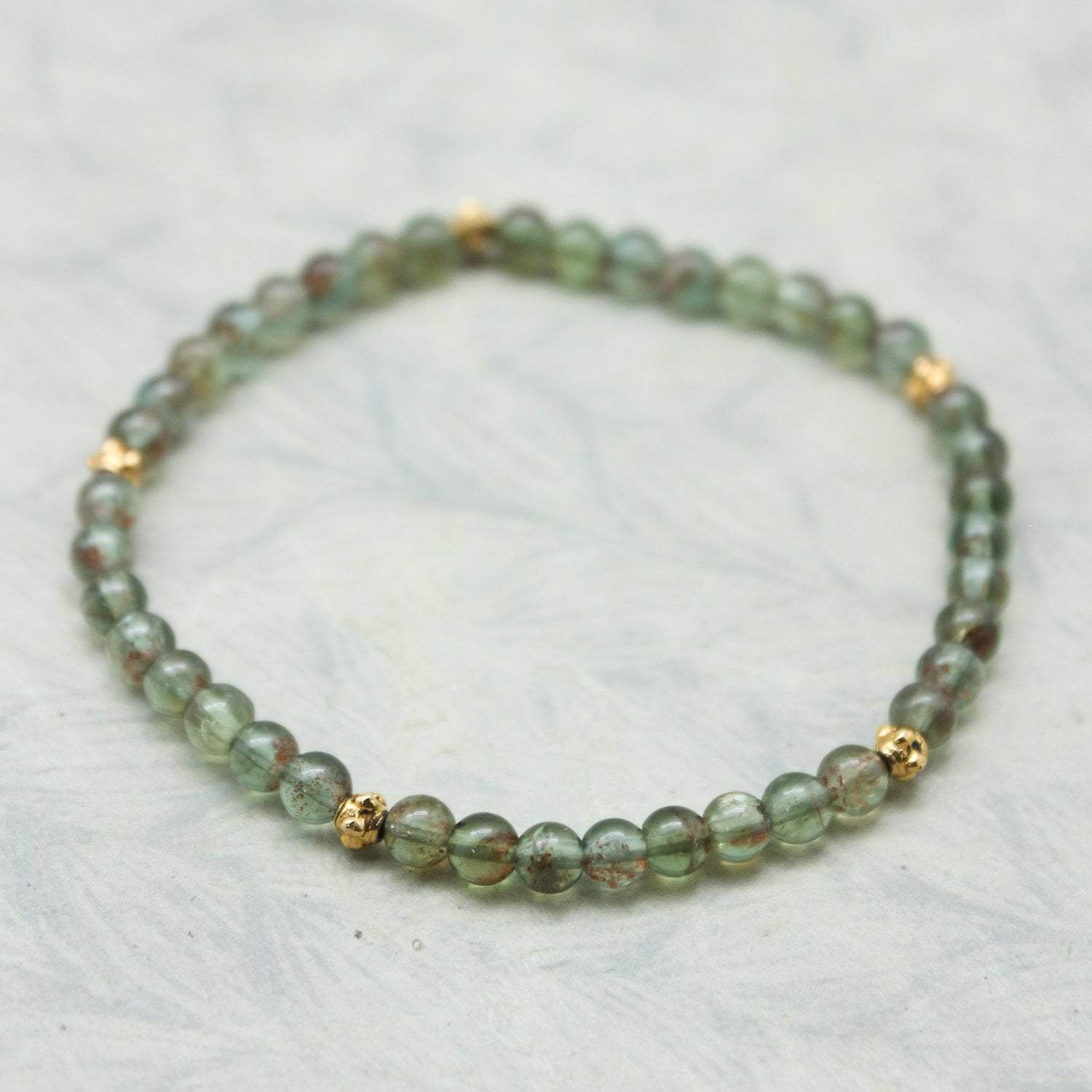 Green Apatite Stackable Bracelet for Women - Healing Crystal Jewelry for Positive Energy & Chakra Balancing - Perfect for Yoga, Meditation & Everyday Wear