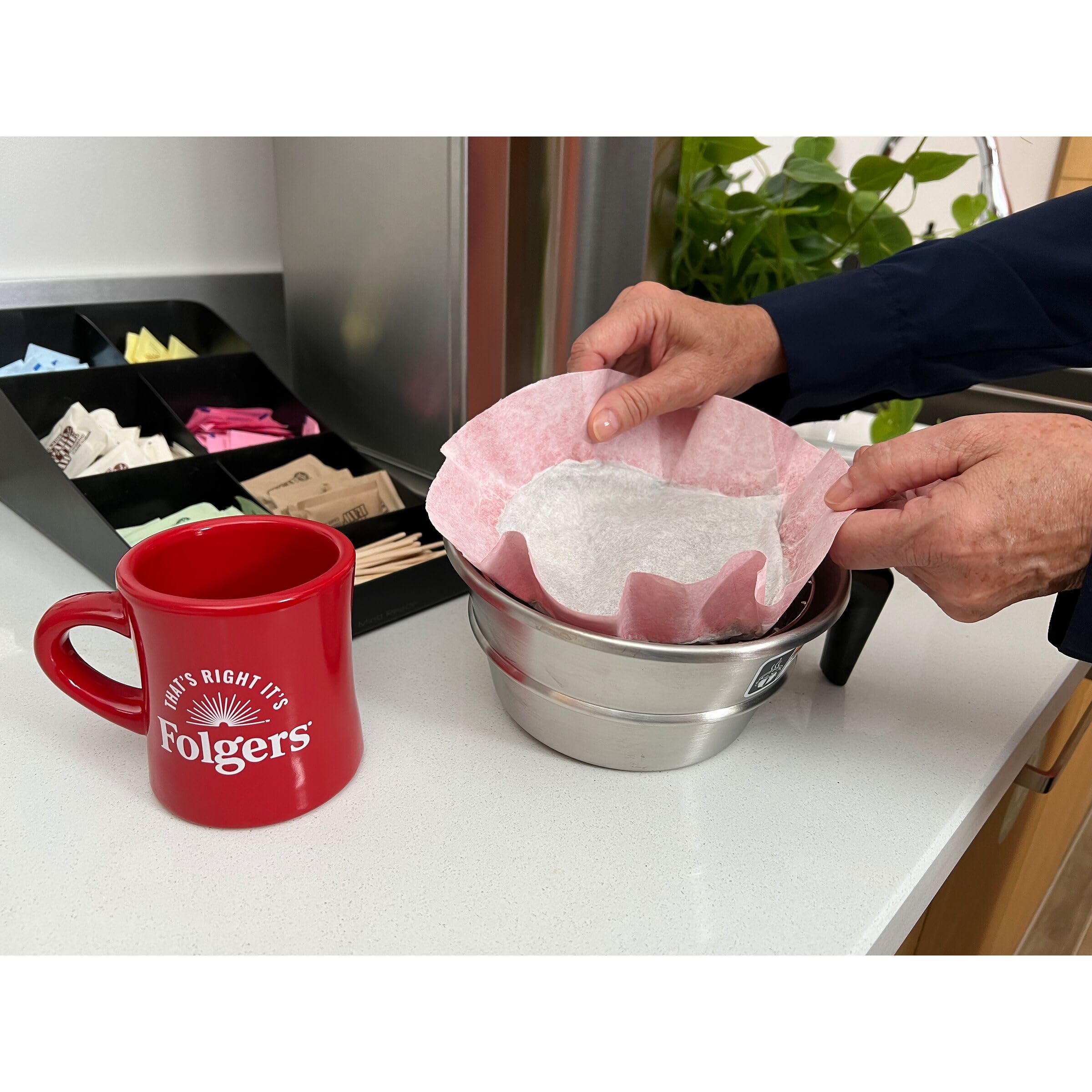 Folgers Classic Roast Coffee Filter Packs - 160 Count (0.9 Oz Each) | Medium Roast Ground Coffee for Drip Coffee Makers | Perfect for Home, Office & Camping Brewing