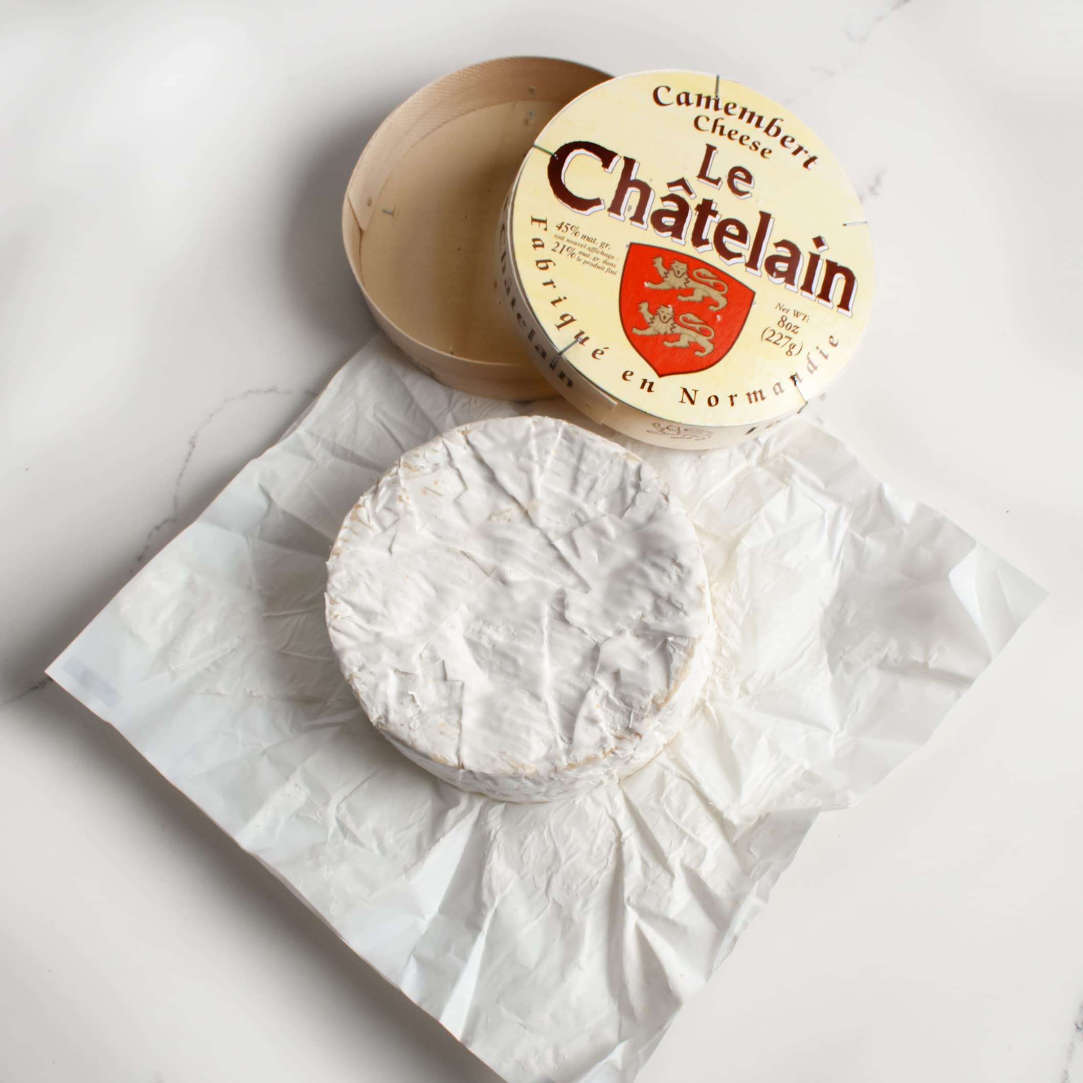 Premium European Cheese Assortment (2 lbs) - Gourmet French, English, Italian & Spanish Cheeses - Perfect for Wine Pairings, Charcuterie Boards & Holiday Gifts