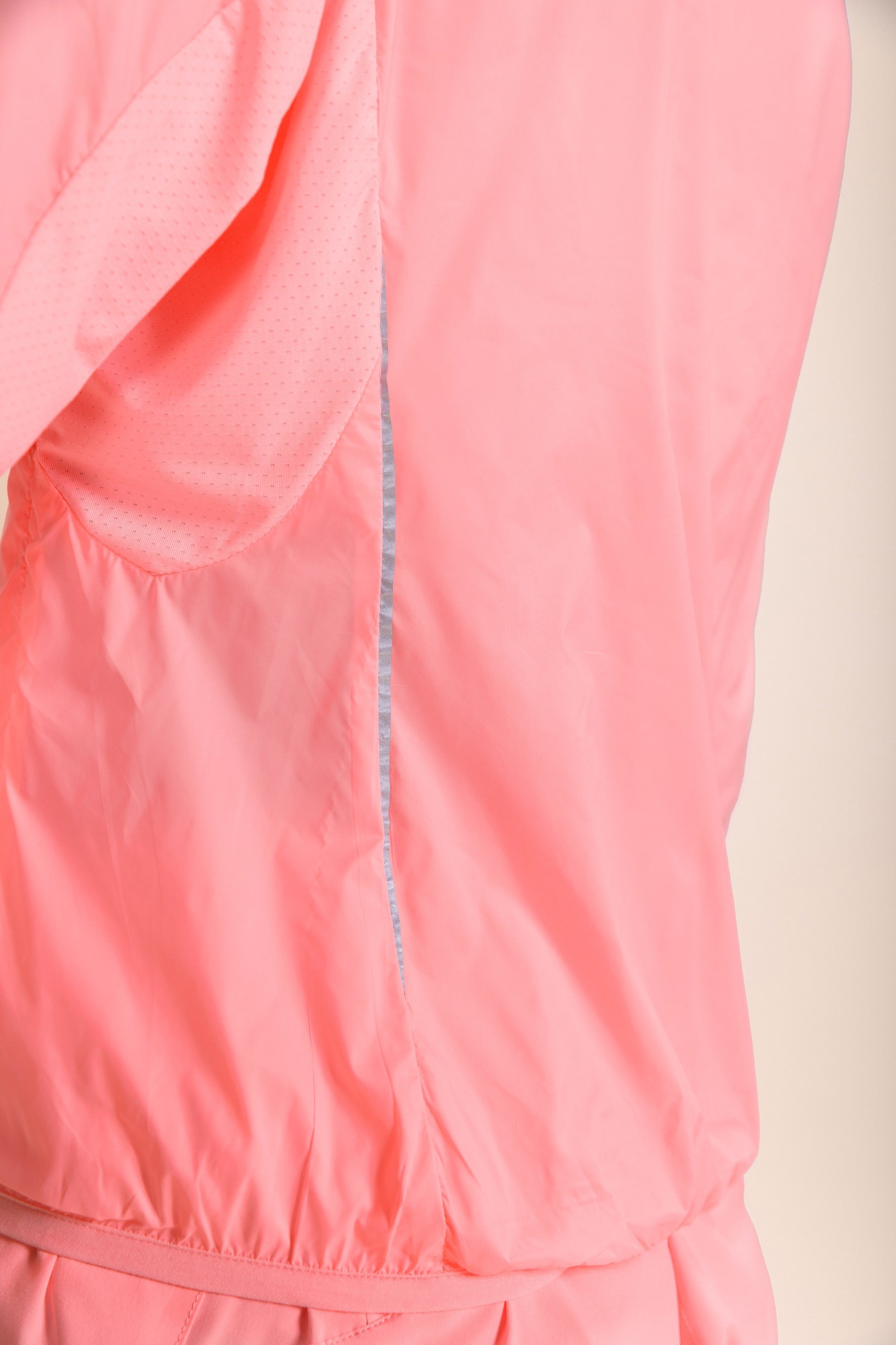 Neo Aero Windbreaker Jacket - Lightweight Waterproof Running & Hiking Windbreaker for Men & Women - Perfect for Outdoor Sports, Travel & Casual Wear