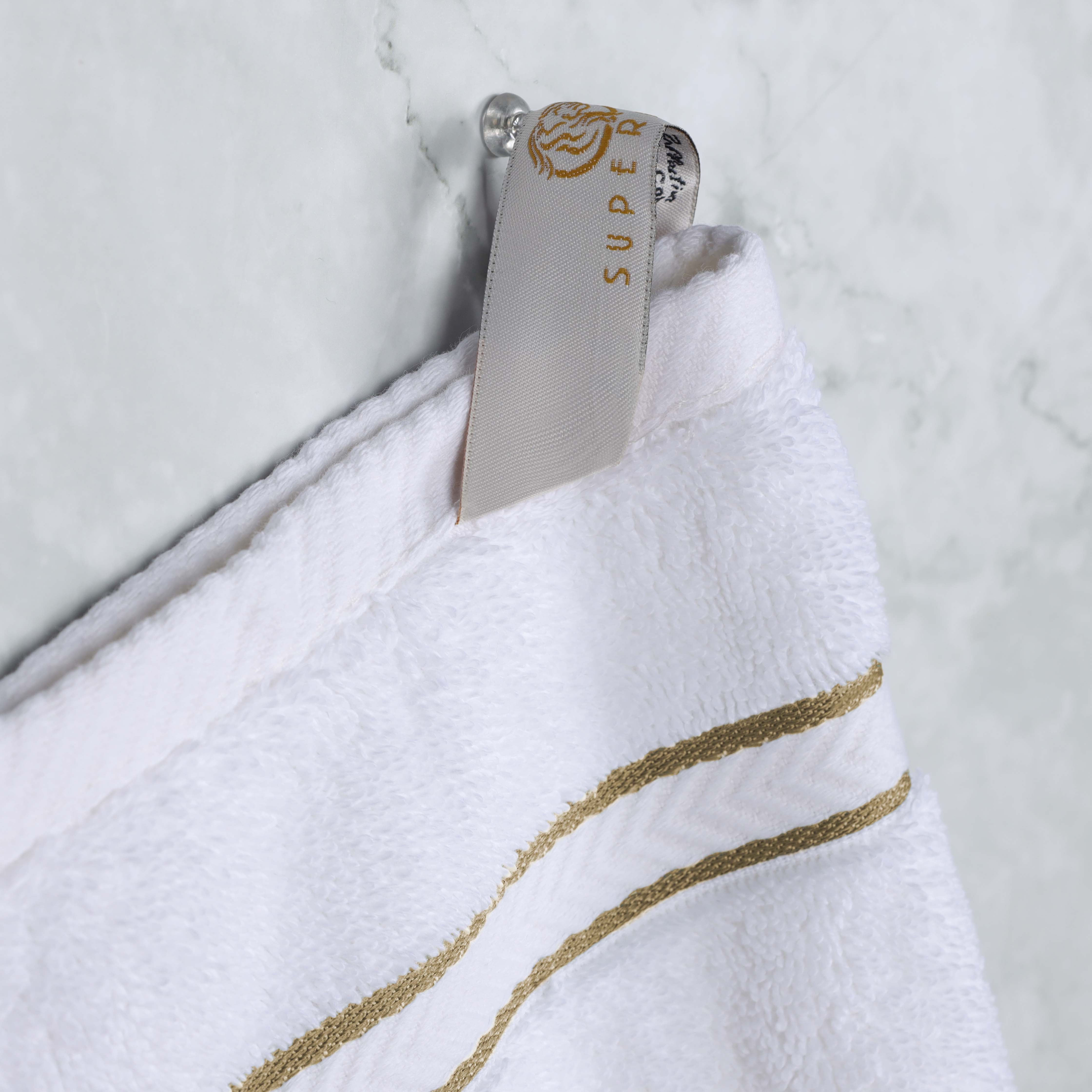 Premium Turkish Cotton 8-Piece Ultra Plush Bath Towel Set - Super Absorbent, Soft & Luxurious for Spa, Bathroom, and Beach Use