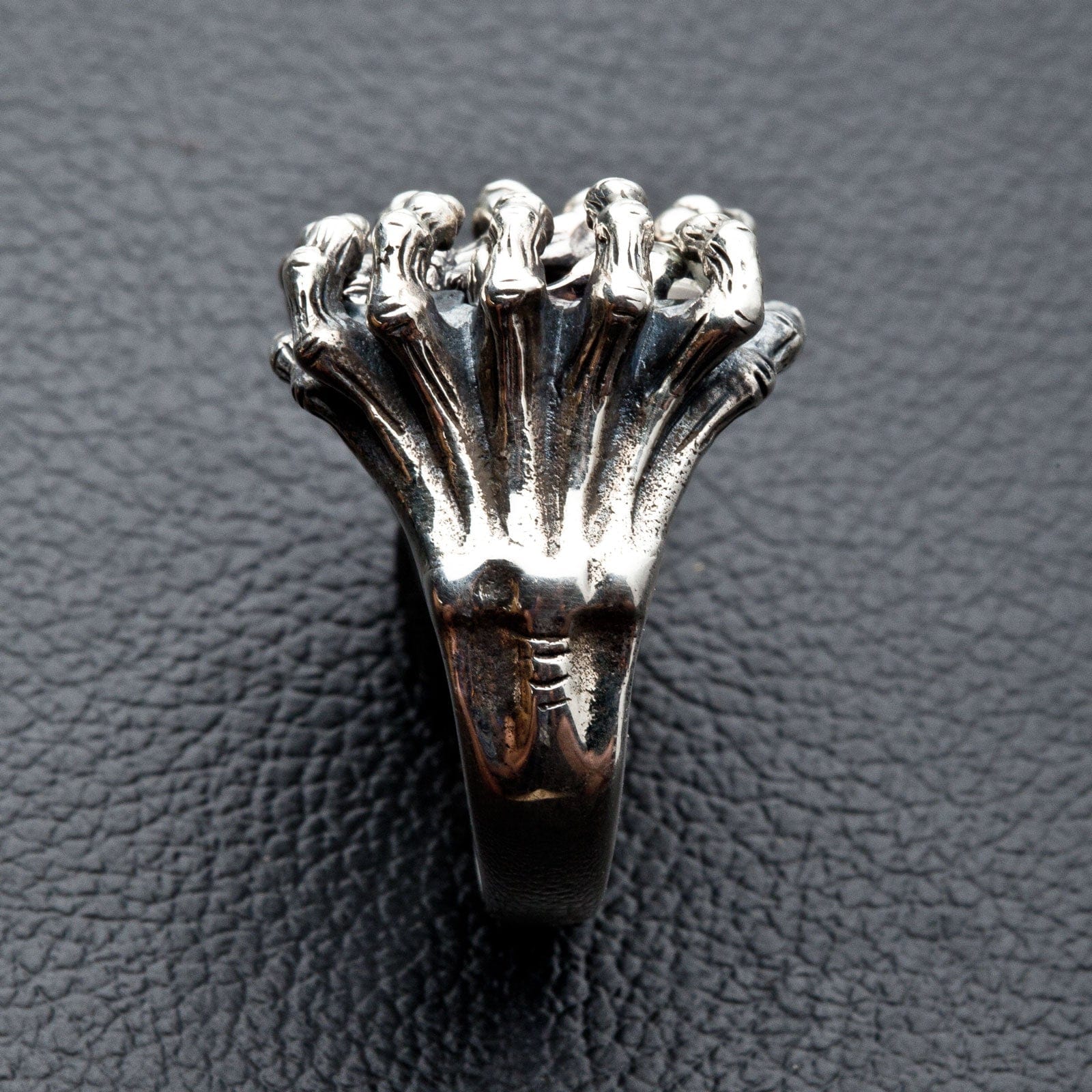 Spider Skull Sterling Silver Ring for Men & Women - Gothic Punk Jewelry, Halloween Accessory - Perfect for Costume Parties, Dark Fashion & Unique Gifts