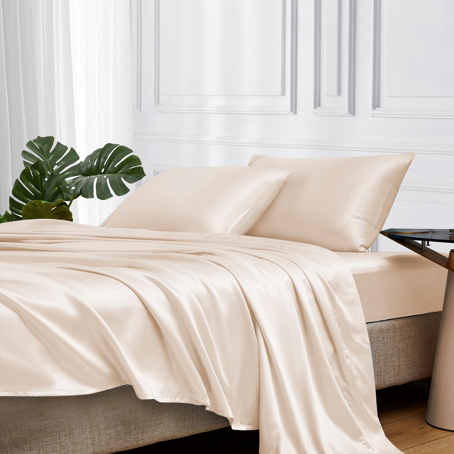 Luxury Satin Bed Sheets Set Queen Size - 4 Piece Silky Soft Bedding with 15