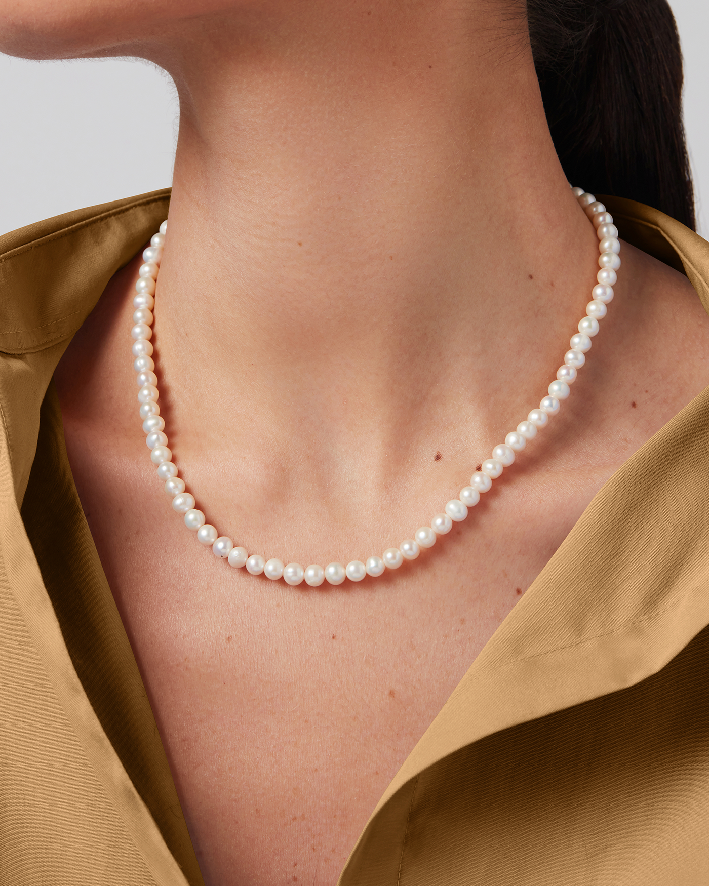 Noa Gold Necklace for Women - Elegant Layering Pendant Jewelry for Everyday Wear & Special Occasions