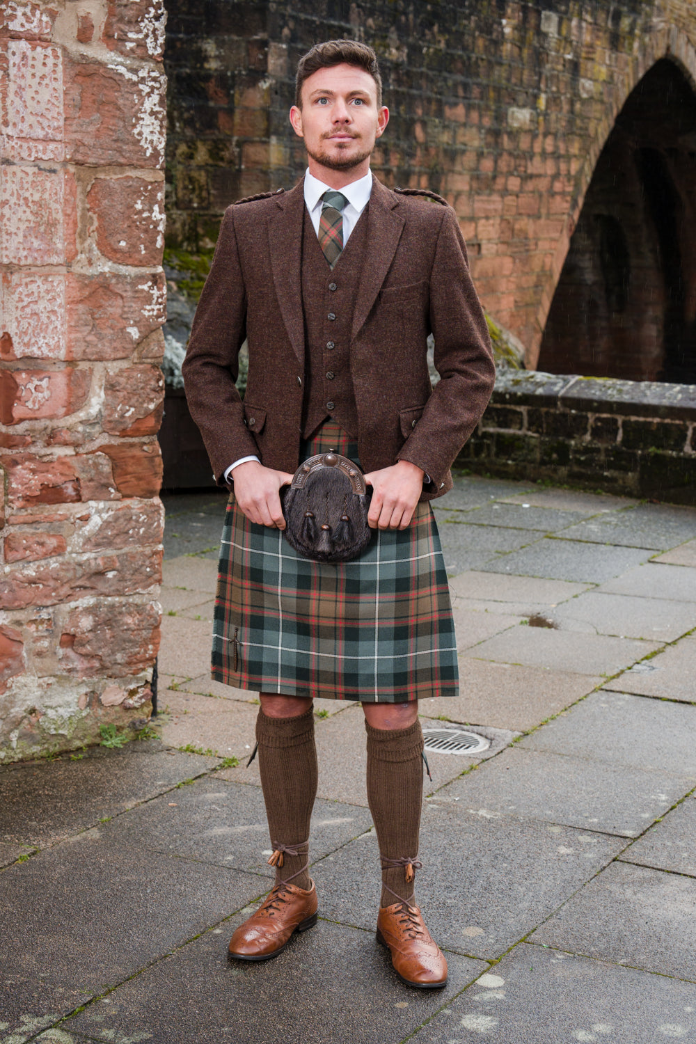 Premium Copper Brown Tweed Kilt Outfit for Hire | Scottish Highland Dress Costume | Perfect for Weddings, Parties & Celtic Events