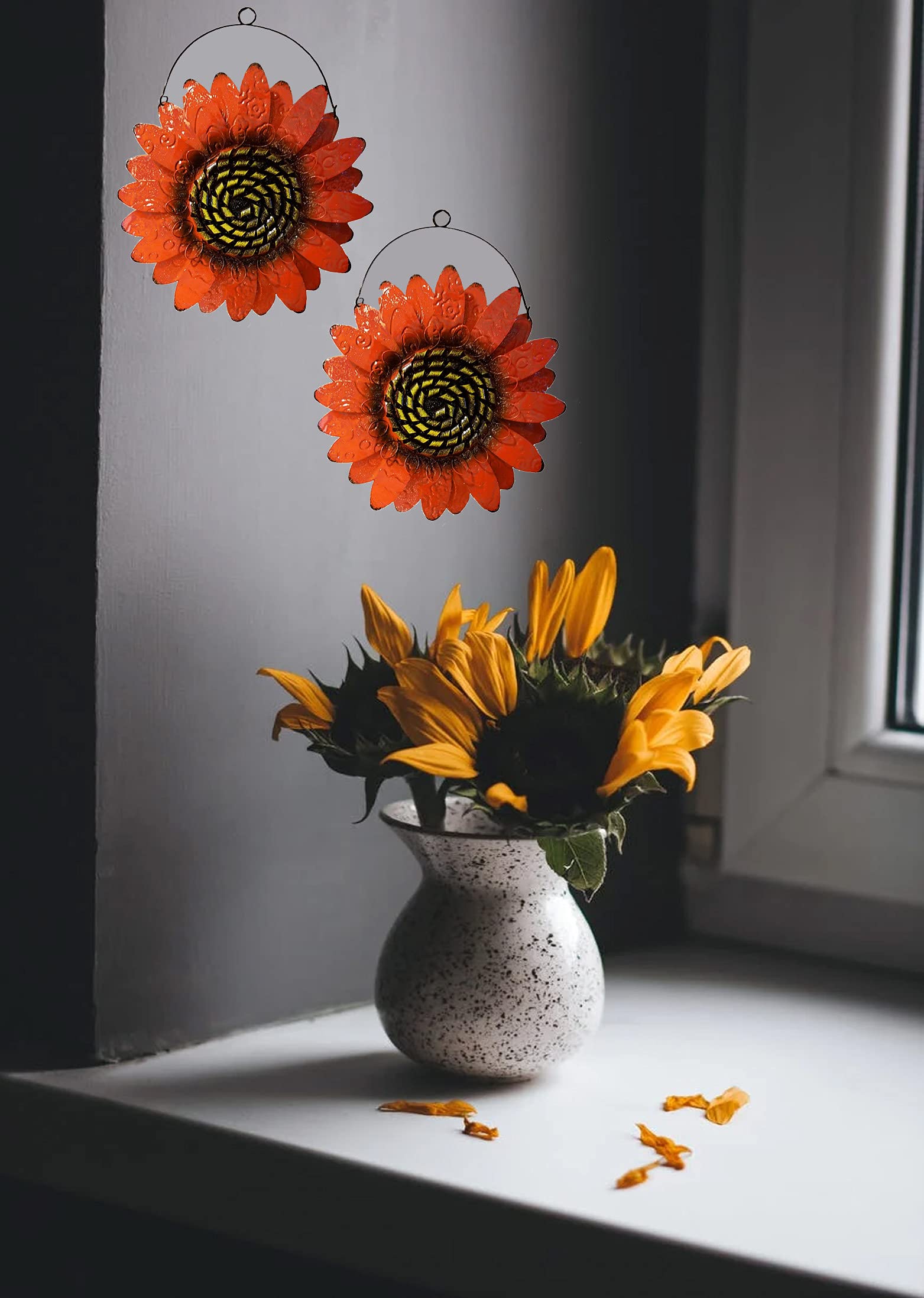 SeasonsEasy Metal Sunflower Wall Decor Set of 2 - Orange Floral Wall Art with Wire Hanger for Home & Garden - Perfect for Living Room, Bedroom, Kitchen, Bathroom, Outdoor Patio & Garden Decor