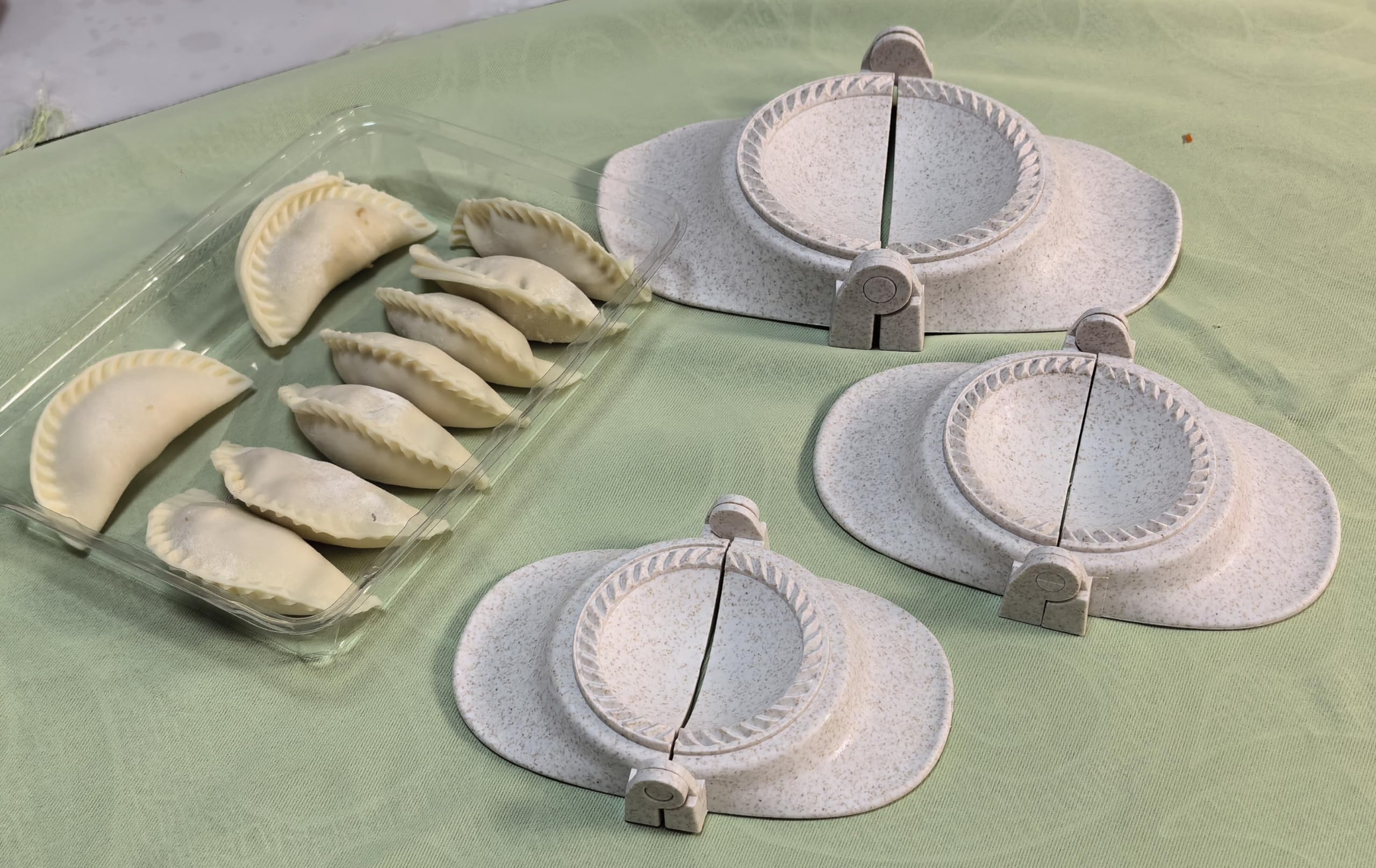 Premium Empanada Maker Press Kit - 3-in-1 Dumpling, Pierogi & Empanada Dough Press with 4