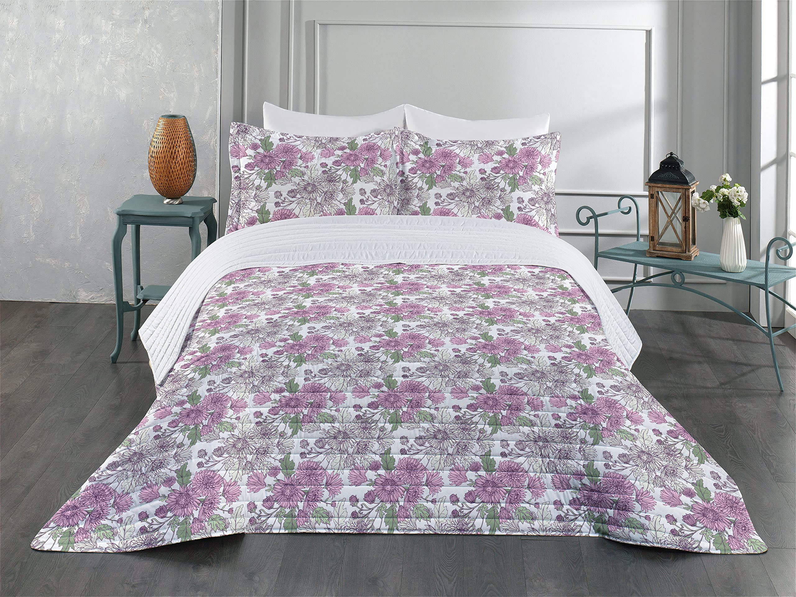 Ambesonne Vintage Asian Microfiber Bedspread Set - Traditional Floral Wedding Petals & Branches Pattern, Soft Queen Size Bedding Set with Pillow Shams & Comforter in White & Baby Pink | Perfect for Master Bedroom, Guest Room & Boho Home Decor