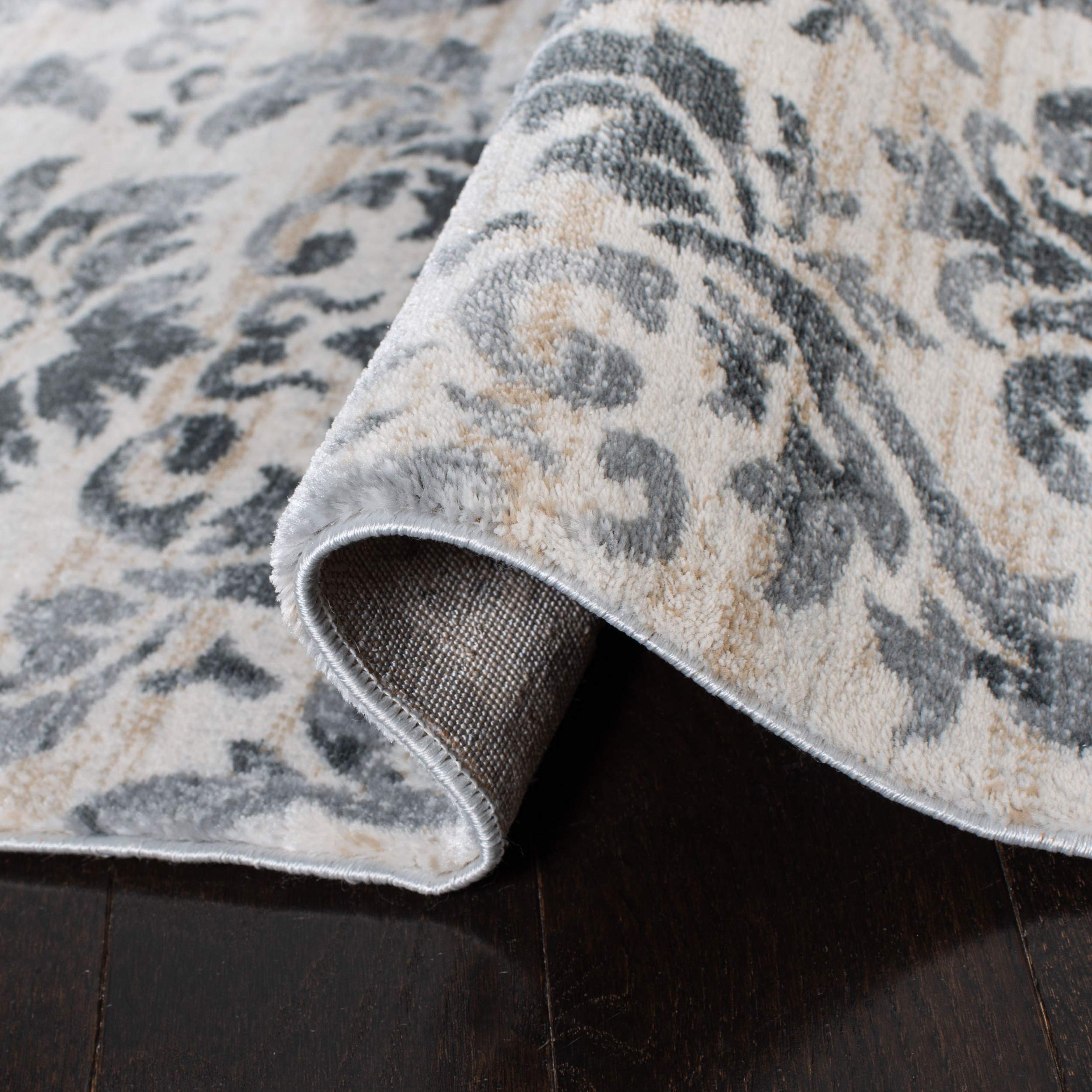 SAFAVIEH Isabella Collection 9' x 12' Grey & Ivory Damask Design Area Rug - Non-Shedding, Easy Care, Stain Resistant - Perfect for Living Room, Bedroom, Dining Room & High Traffic Areas (ISA954F)
