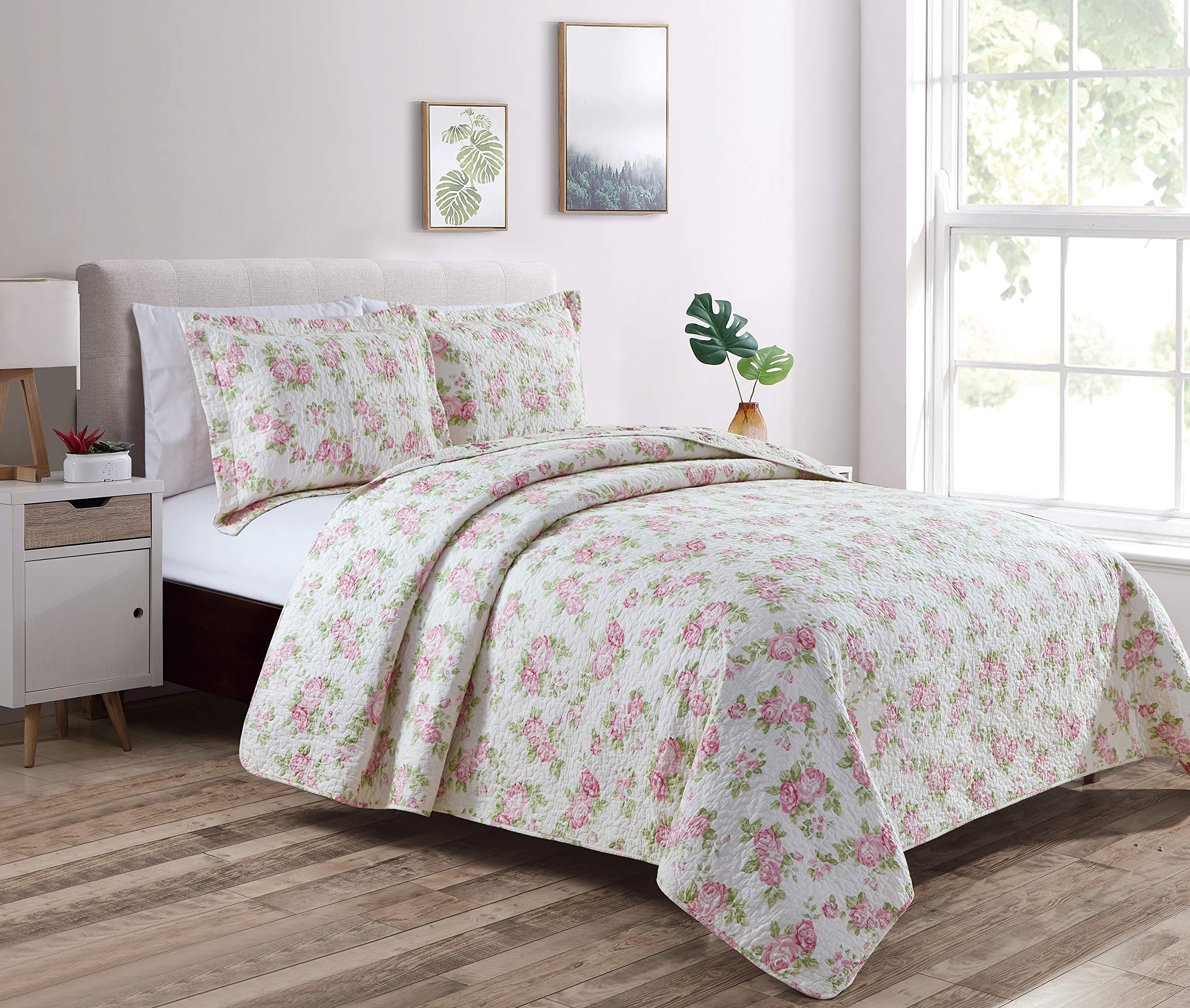 Chezmoi Collection Dakota 3-Piece Pink Rose Printed Cotton Quilt Set - Reversible Floral Bedspread King Size, Lightweight Stone Washed for Cozy Bedroom Decor & Guest Room Styling