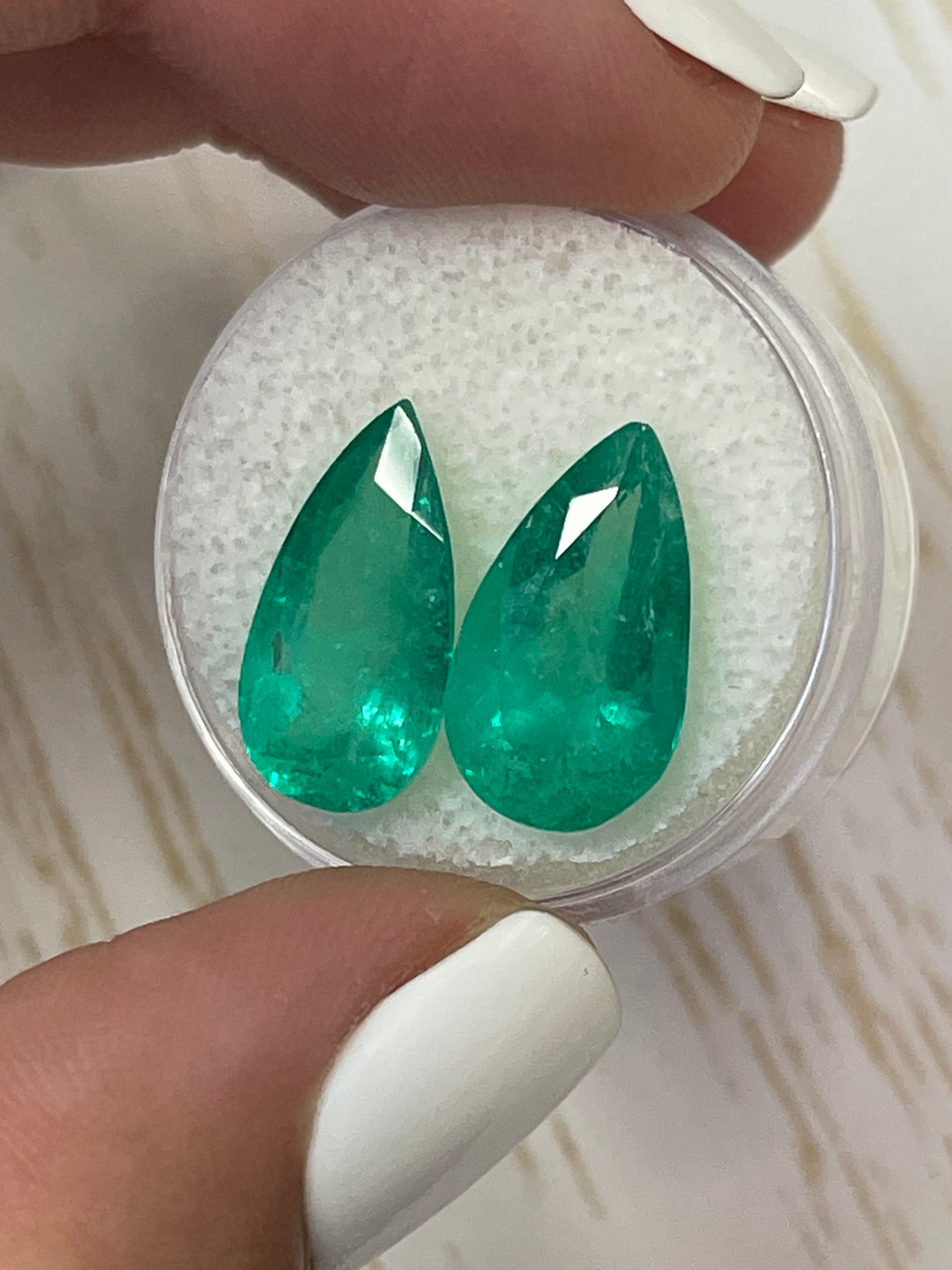 10.62tcw Pear Cut Loose Colombian Emeralds - Matching Set of 16x9mm Natural Green Gemstones for Jewelry Making, Engagement Rings & Luxury Gifts