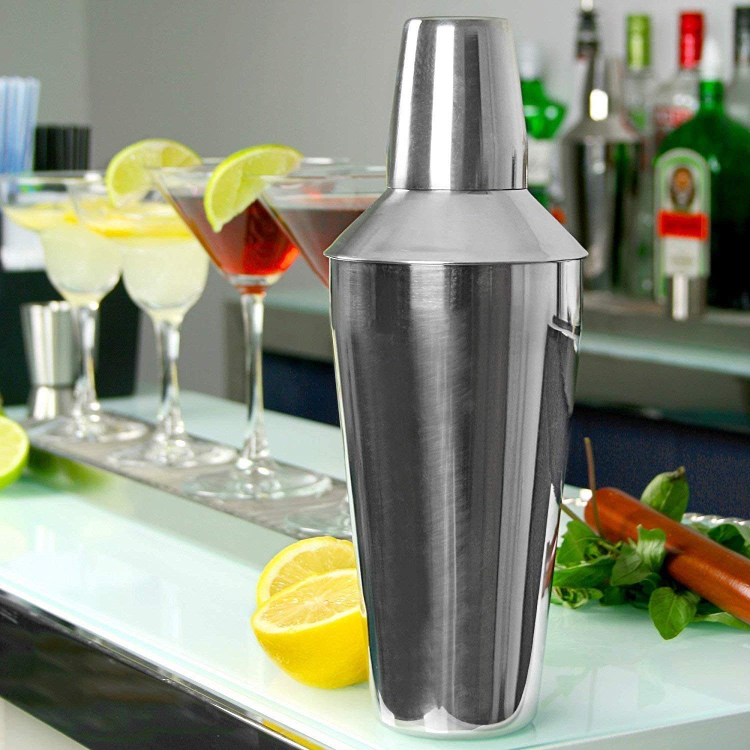 Premium Stainless Steel Cocktail Shaker Set - 500ml (17oz) Martini & Drink Mixer with Built-in Strainer - Perfect for Home Bars, Parties & Professional Bartending