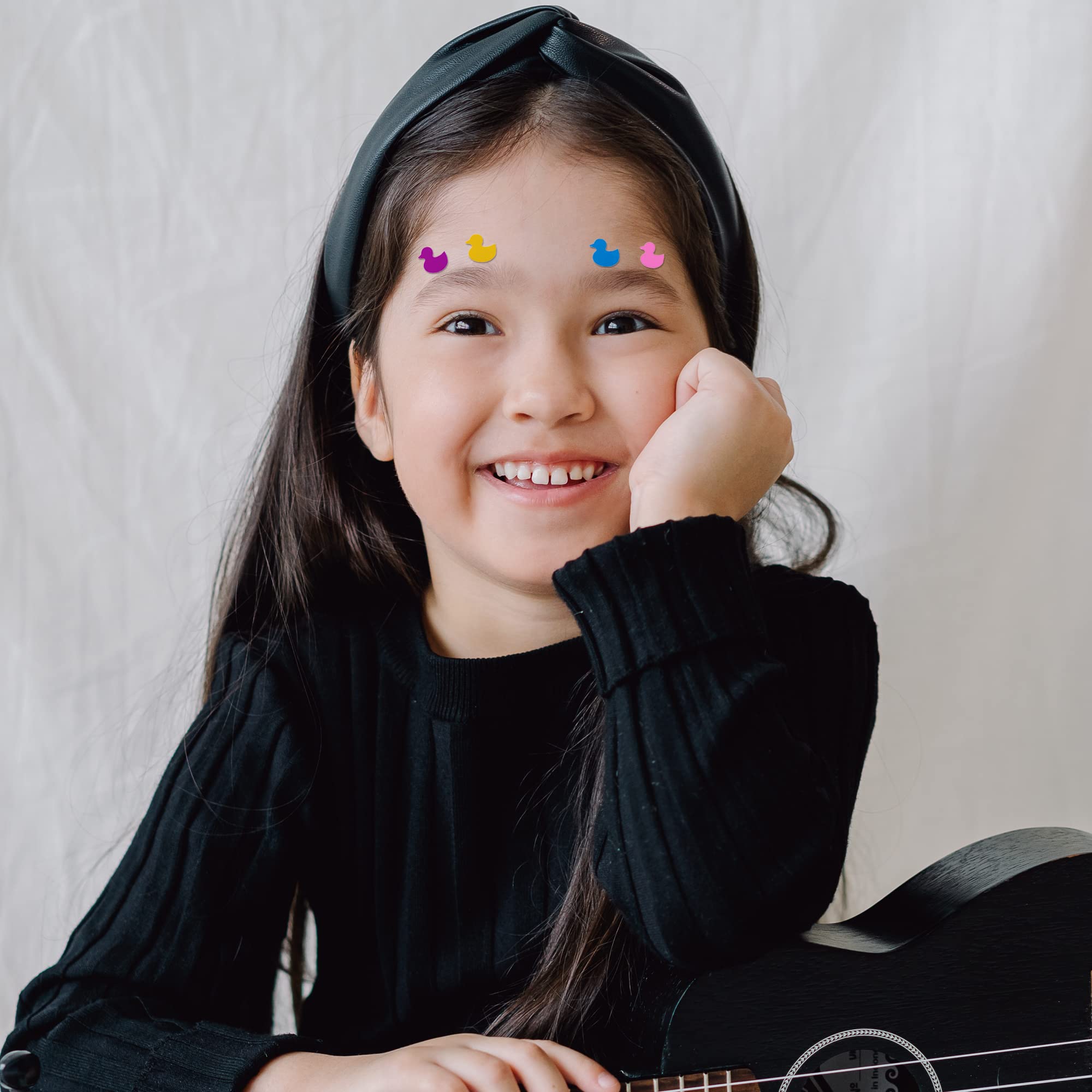 **Cute Duck Baby Bindis for Girls - 6mm Kids Face Decoration Stickers (BB016) - Perfect for Birthday Parties, Festivals & Dress-Up**