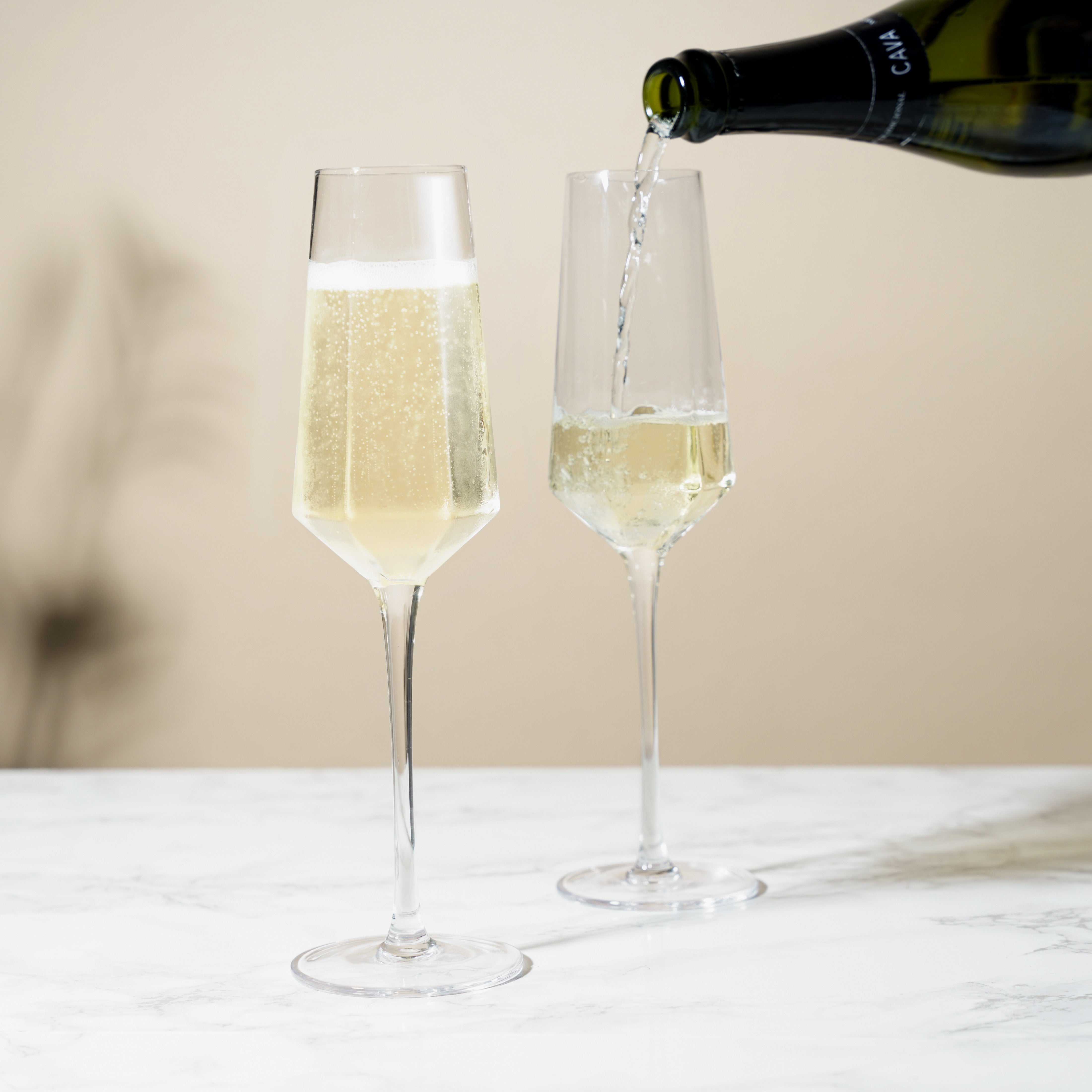 Premium Seneca Diamond Crystal Champagne Flutes Set of 2 - Elegant Stemware for Wedding Toasts, Anniversary Celebrations & Romantic Dinners - Dishwasher Safe Lead-Free Glass