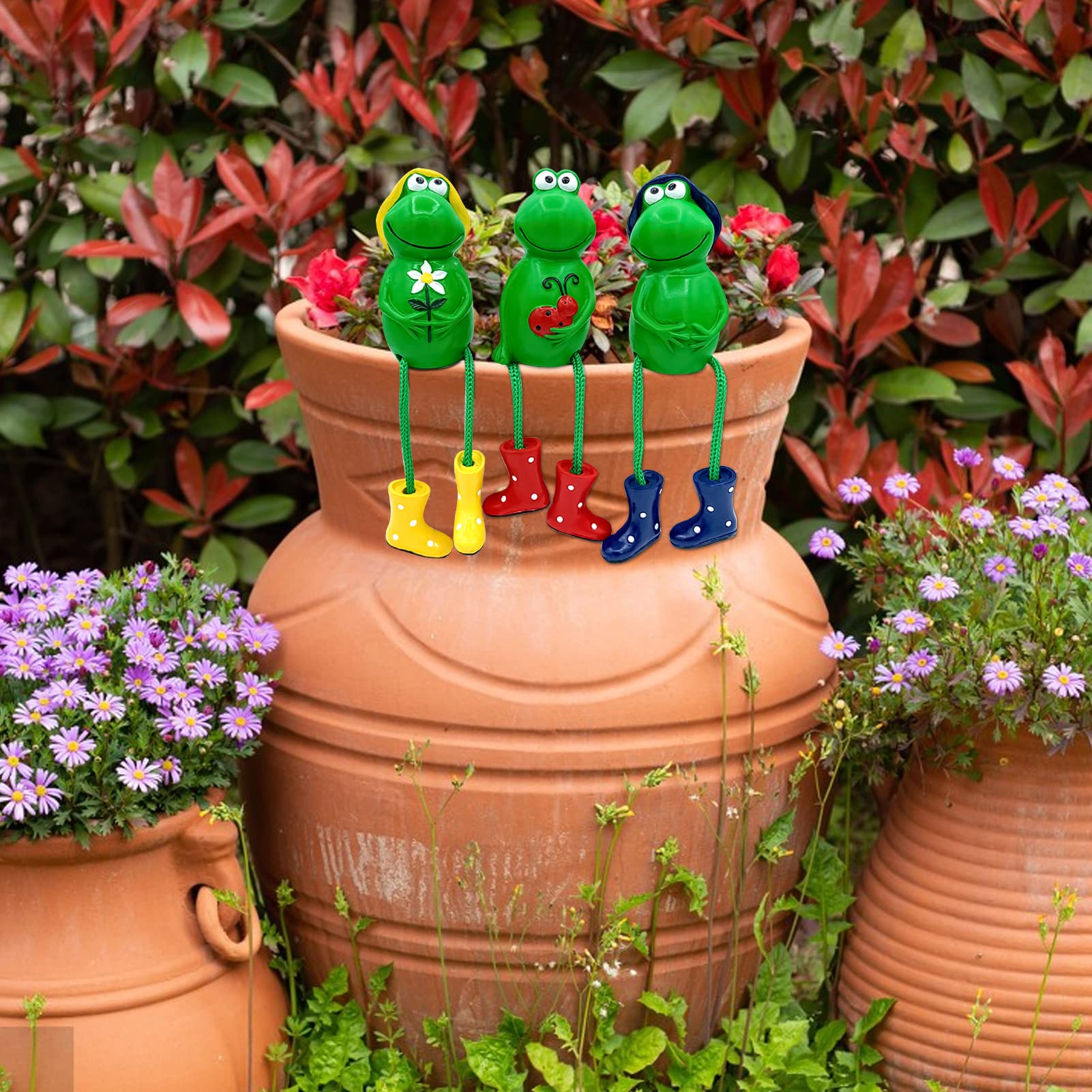 3pcs Hanging Frog Garden Statue - Resin Handmade Frog Decor for Outdoor & Indoor - Cute Frog Figurines for Yard, Patio, Pond - Perfect Garden Ornament & Home Decoration