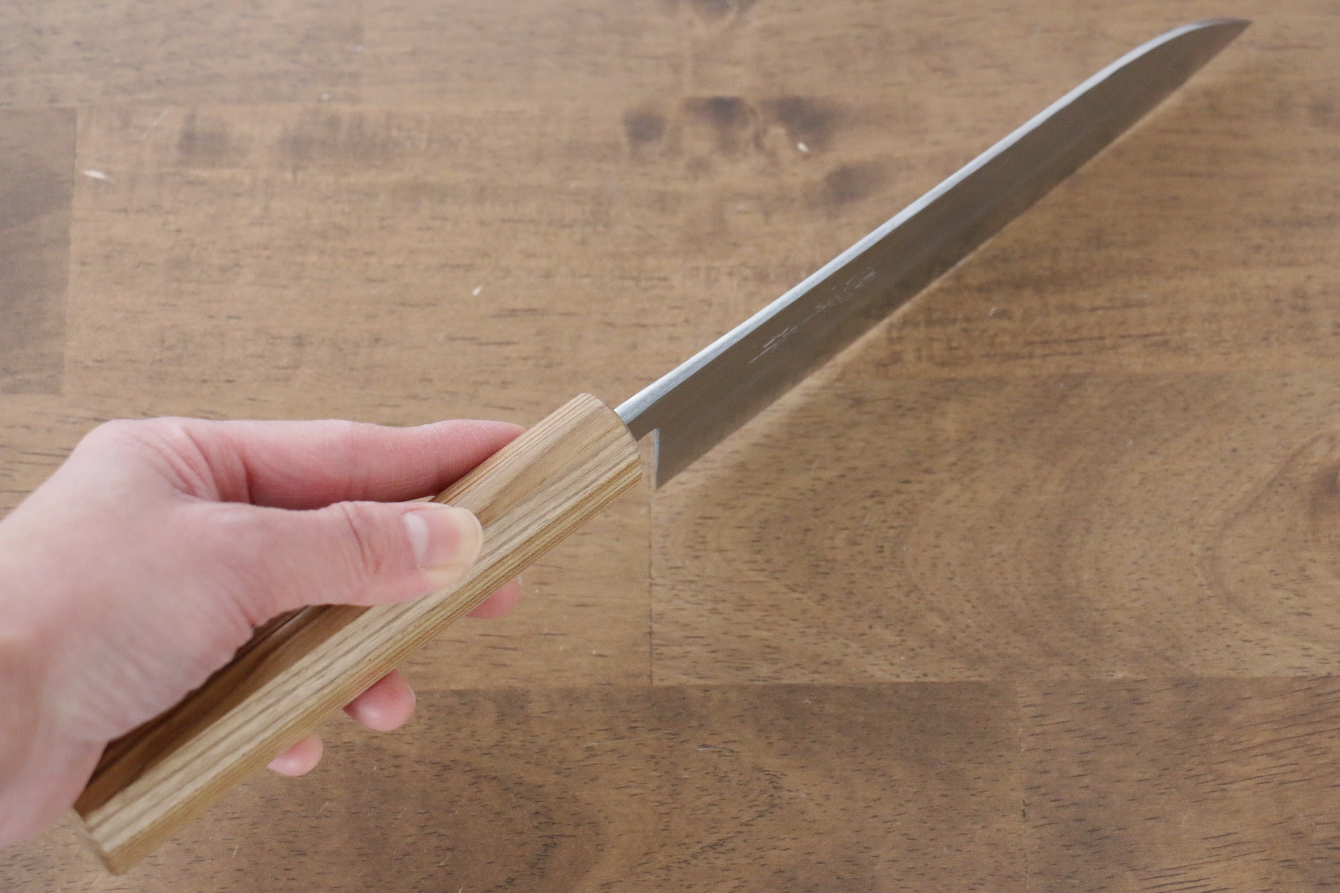 Premium Kunihira VG1 Hammered Santoku Knife 170mm with Enju Wood Handle - Professional Japanese Kitchen Knife for Slicing, Dicing & Chopping Vegetables, Meat & Fish