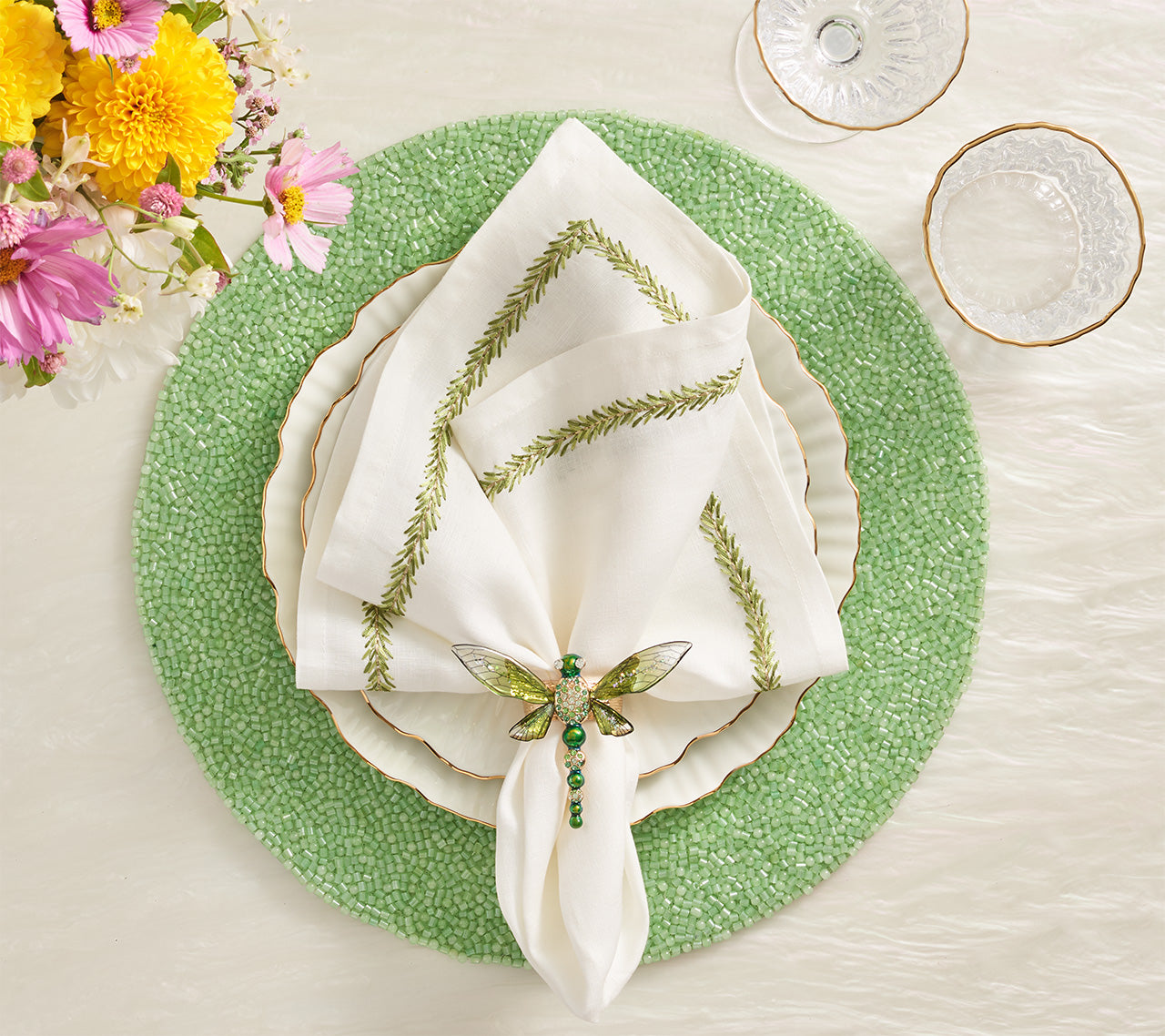 Premium Green Perennial Placemats Set of 4 - Eco-Friendly Table Mats for Dining Room, Kitchen, and Outdoor Picnics