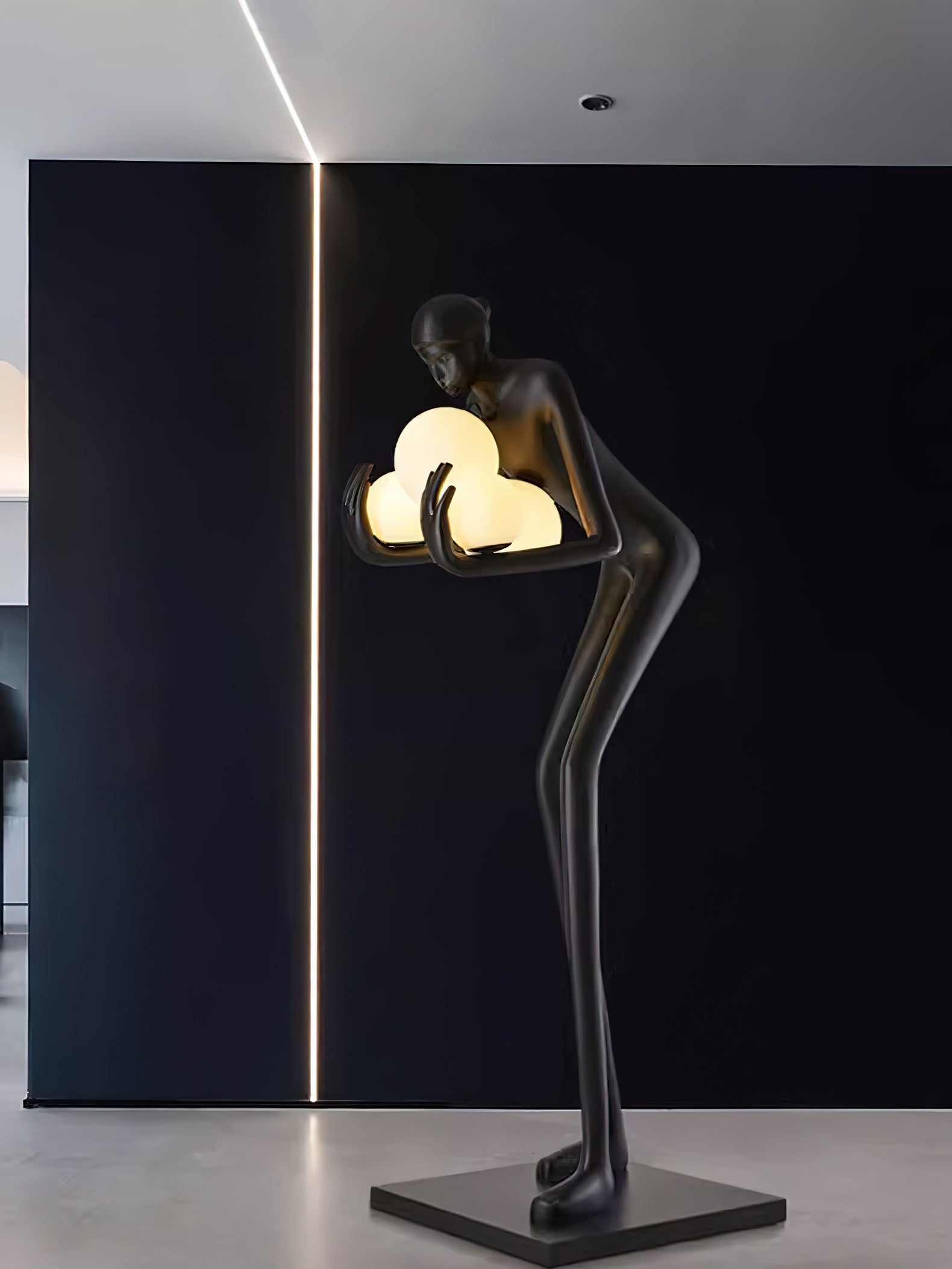 Modern Embrace of Light Sculpture Floor Lamp - Elegant LED Standing Light for Living Room, Bedroom & Office Decor - Perfect for Ambient Lighting & Home Styling