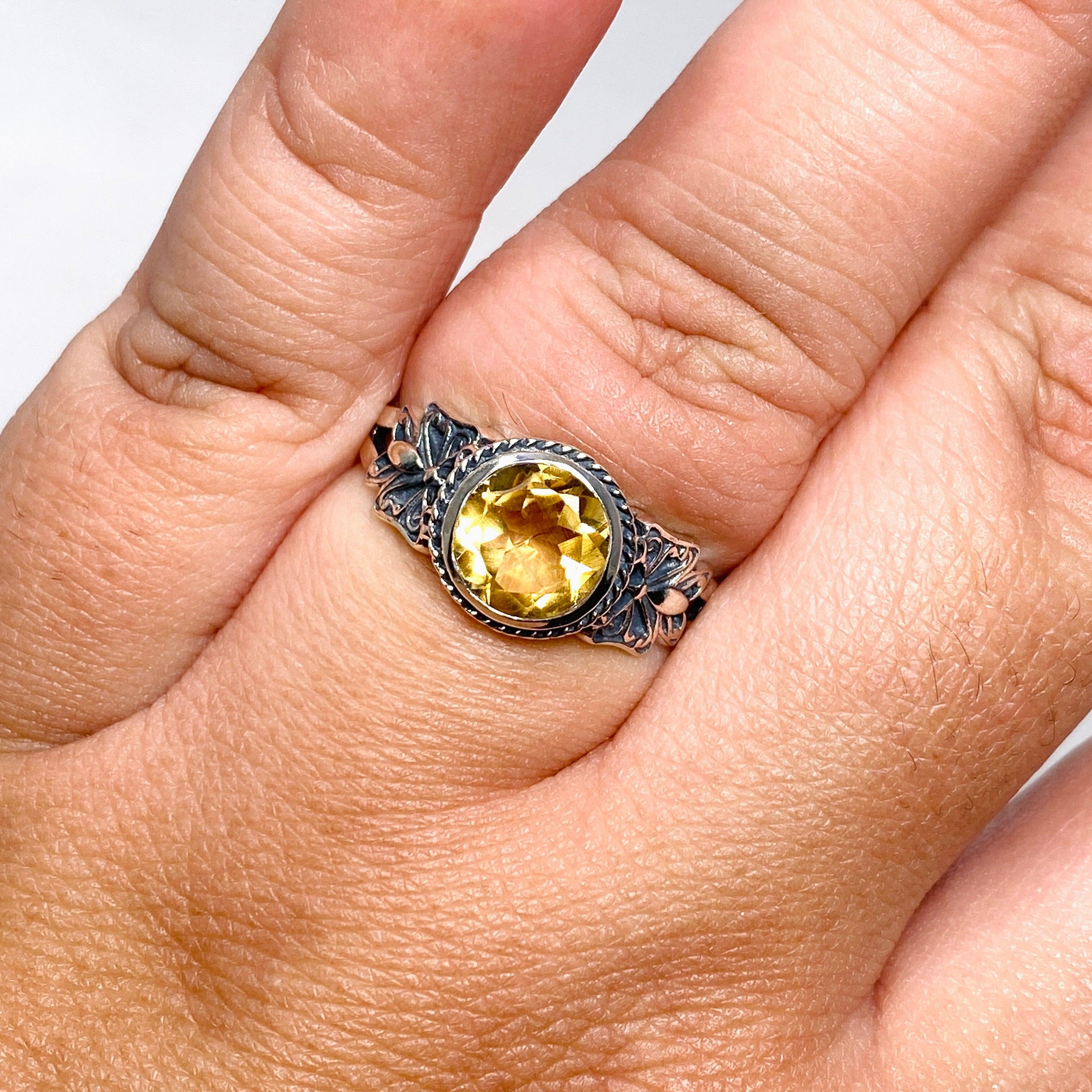Natural Citrine Faceted Round Gemstone Ring in 925 Sterling Silver - Elegant Decorative Setting R3671 for Women's Fashion Jewelry, Perfect for Parties, Weddings & Everyday Wear