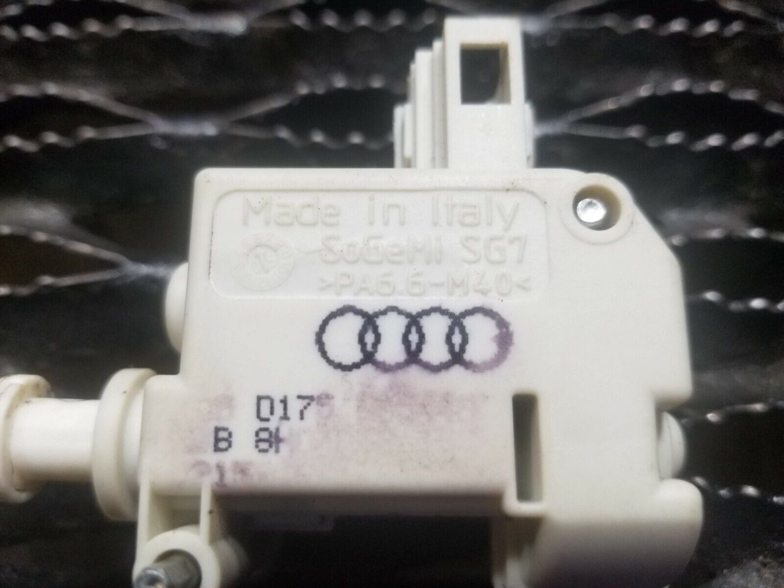2002-2006 Audi A4 Convertible Gas Tank Lock Release Actuator Motor OEM #108 - Replacement Part for Fuel Door Repair | Perfect for DIY Mechanics & Car Enthusiasts