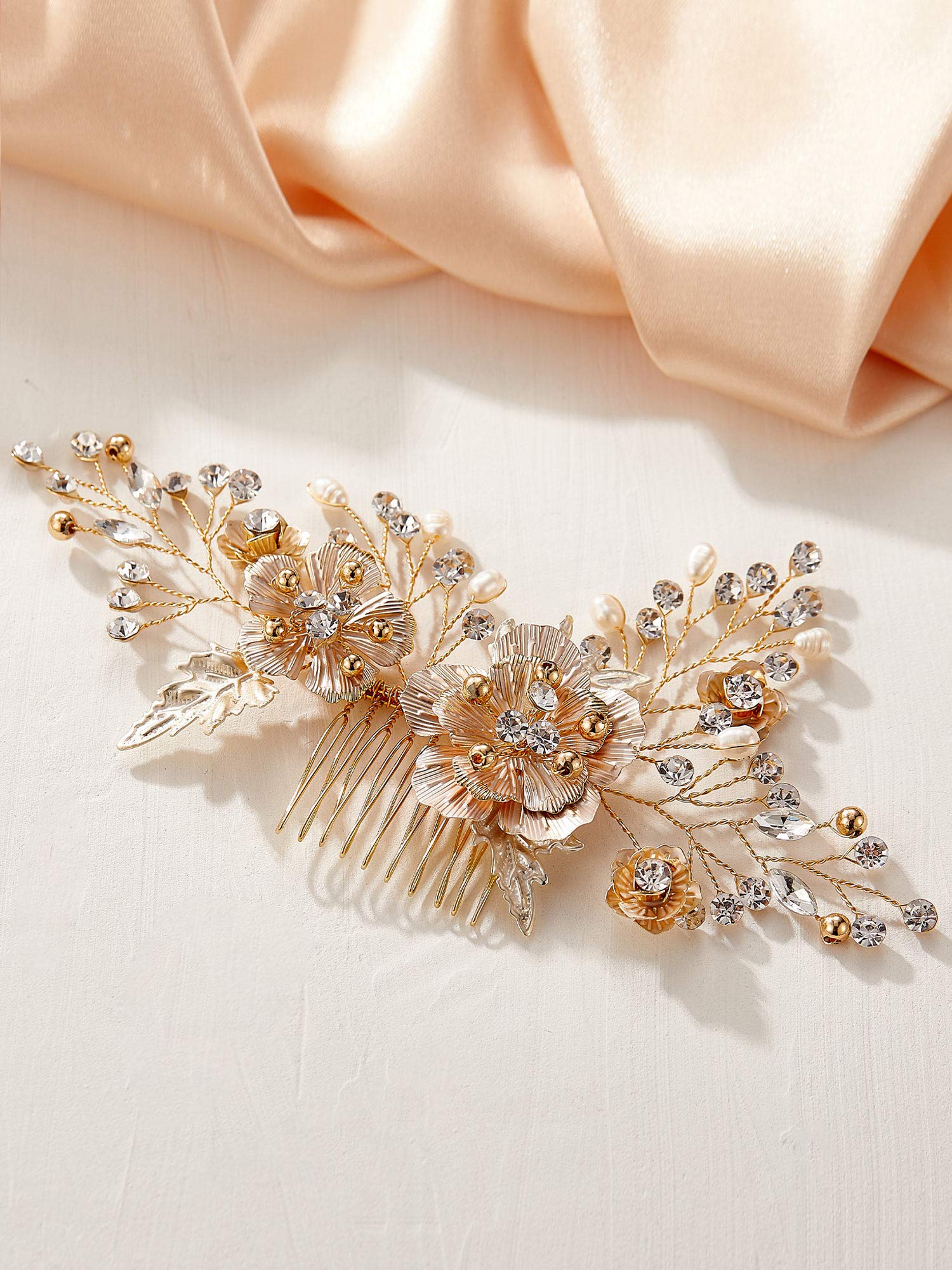 Elegant Pearl Flower Wedding Hair Comb - Gold Bridal Hair Accessory for Bride | Perfect for Weddings, Prom & Special Occasions