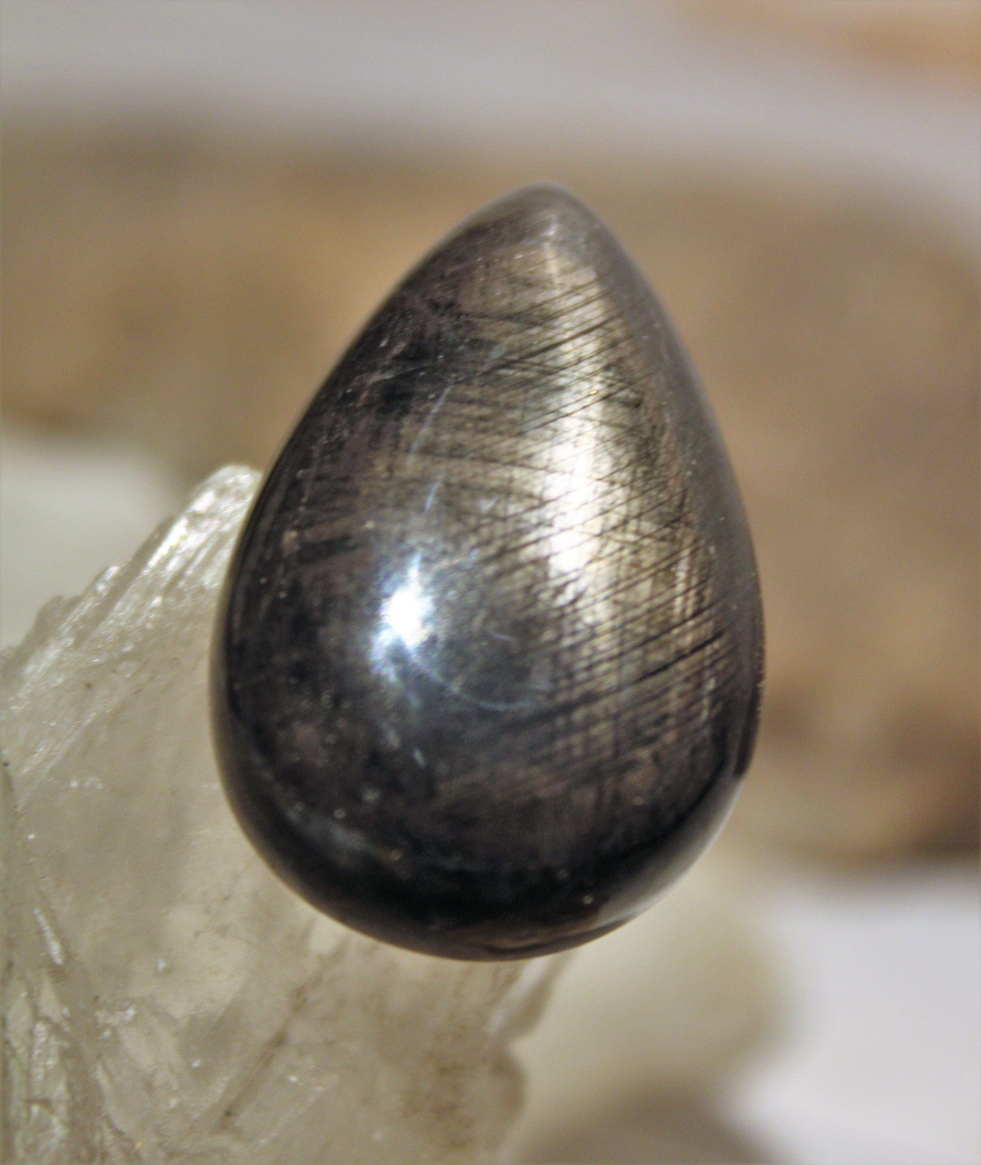 Natural Black Star Sapphire Cabochon - 10x8mm Oval Cut Gemstone for Jewelry Making, Healing & Meditation | Perfect for Rings, Pendants & Bracelets