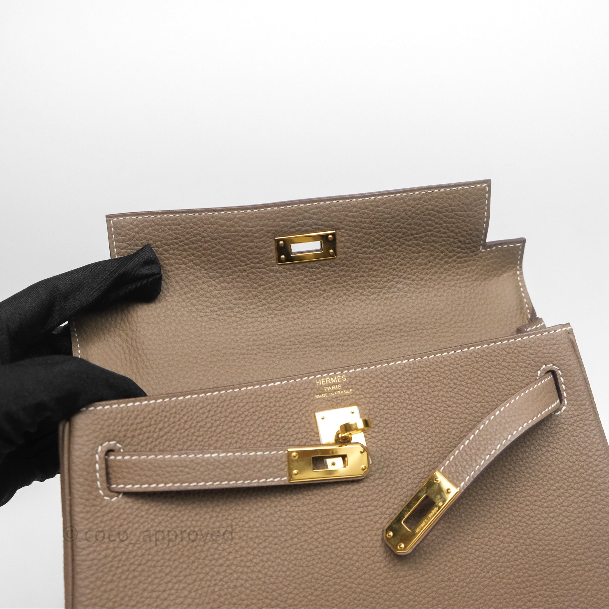 Authentic Hermès Retourne Kelly 25 Bag in Etoupe Togo Leather with Gold Hardware - Luxury Handbag for Women | Perfect for Work, Travel & Special Occasions