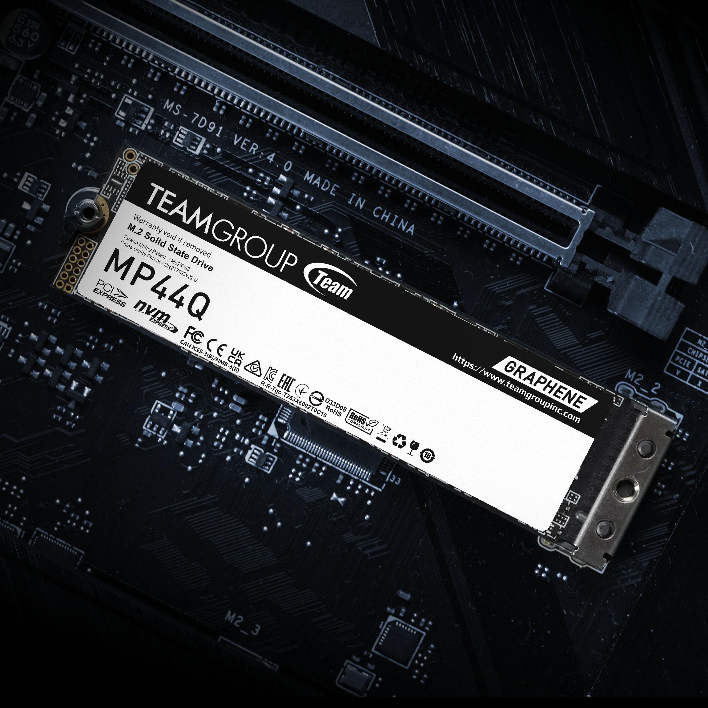 TEAMGROUP MP44Q 4TB PCIe 4.0 NVMe M.2 SSD - 7400MB/s Read, 6500MB/s Write - SLC Cache, Gen4x4 2280 - Compatible with Laptop, Desktop, NUC & NAS - High-Speed Storage for Gaming, Video Editing & Data Backup