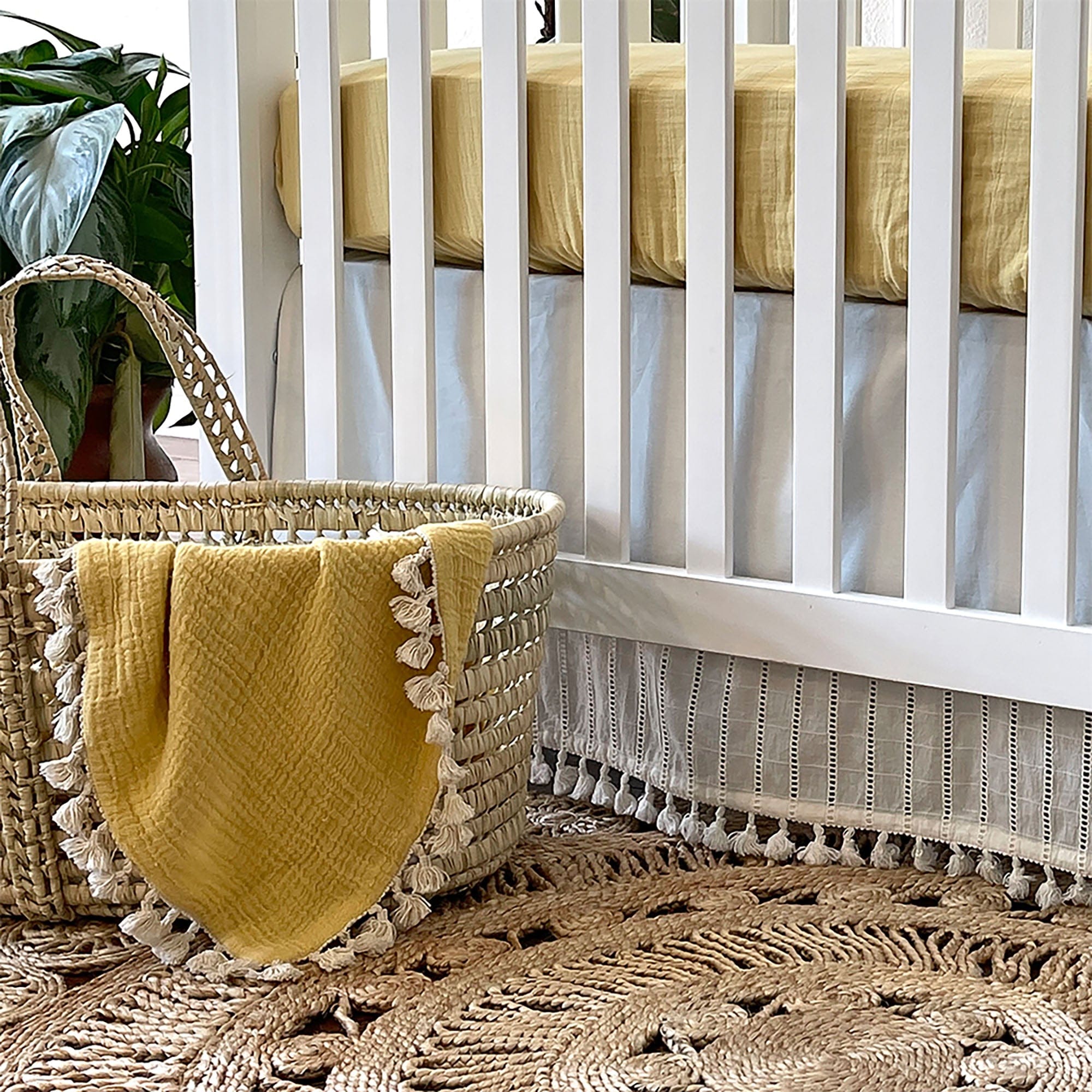 Soft Organic Cotton Fitted Crib Sheet for Baby Crib - Breathable & Hypoallergenic Nursery Bedding - Perfect for Newborns, Infants & Toddlers - Ideal for Daycare, Nursery or Home Use