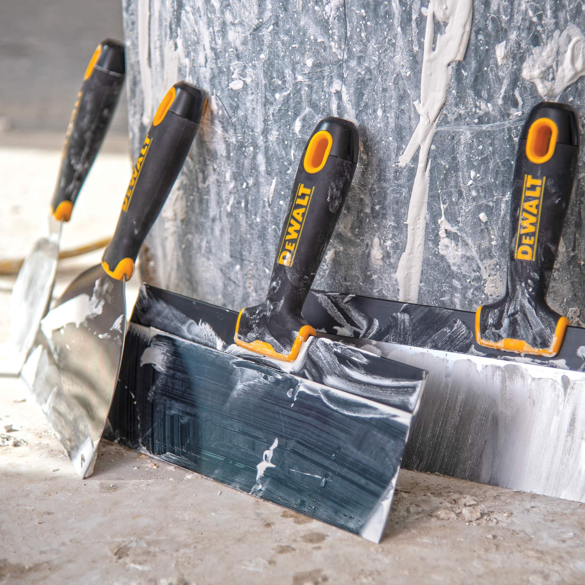 **DEWALT 8,10,12 Inch Stainless Steel Taping Knife & 14 Inch Mud Pan Set with 6