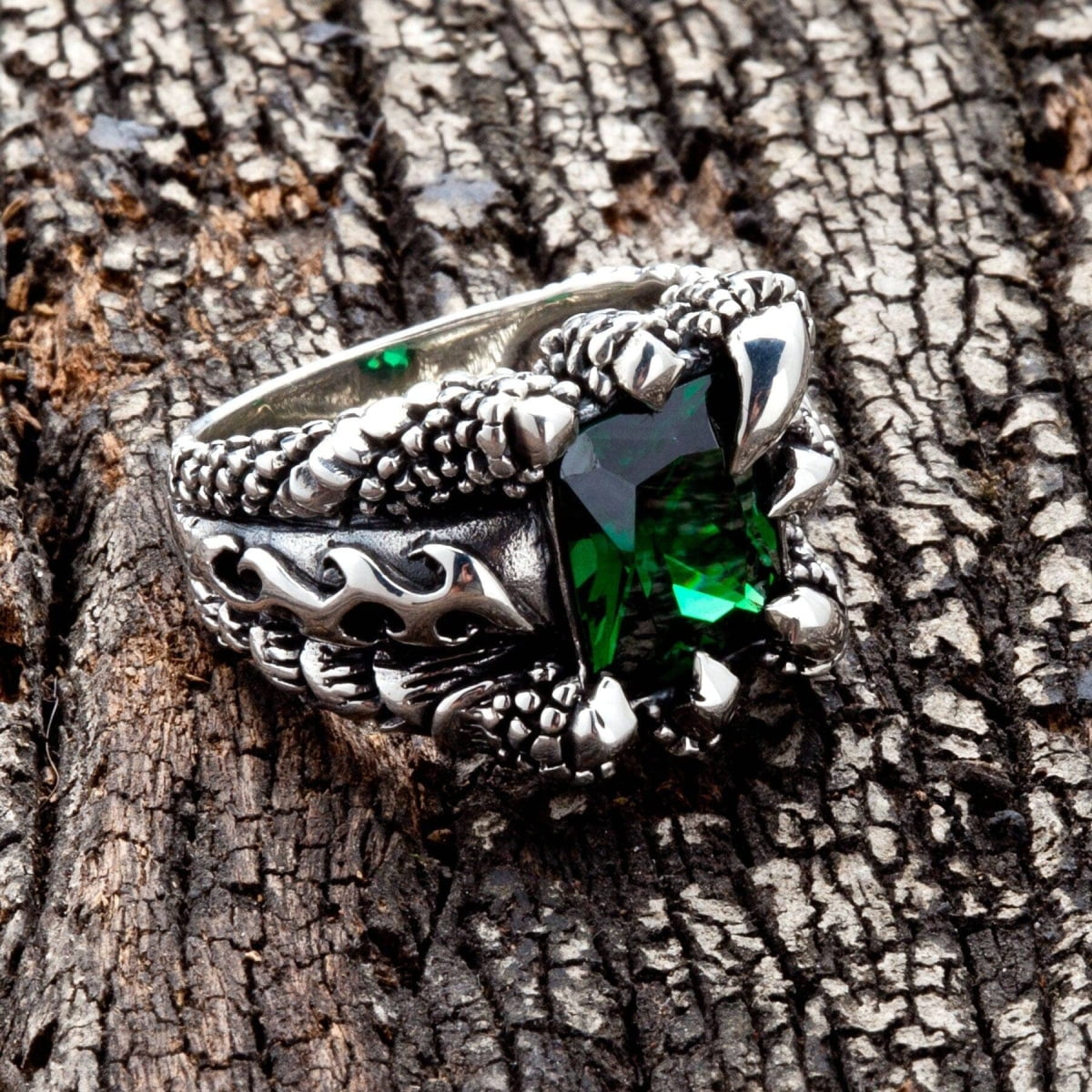 Emerald Claw Sterling Silver Gothic Ring for Men - Dark Elegant Jewelry for Goth, Punk & Alternative Fashion - Perfect for Weddings, Parties & Everyday Wear