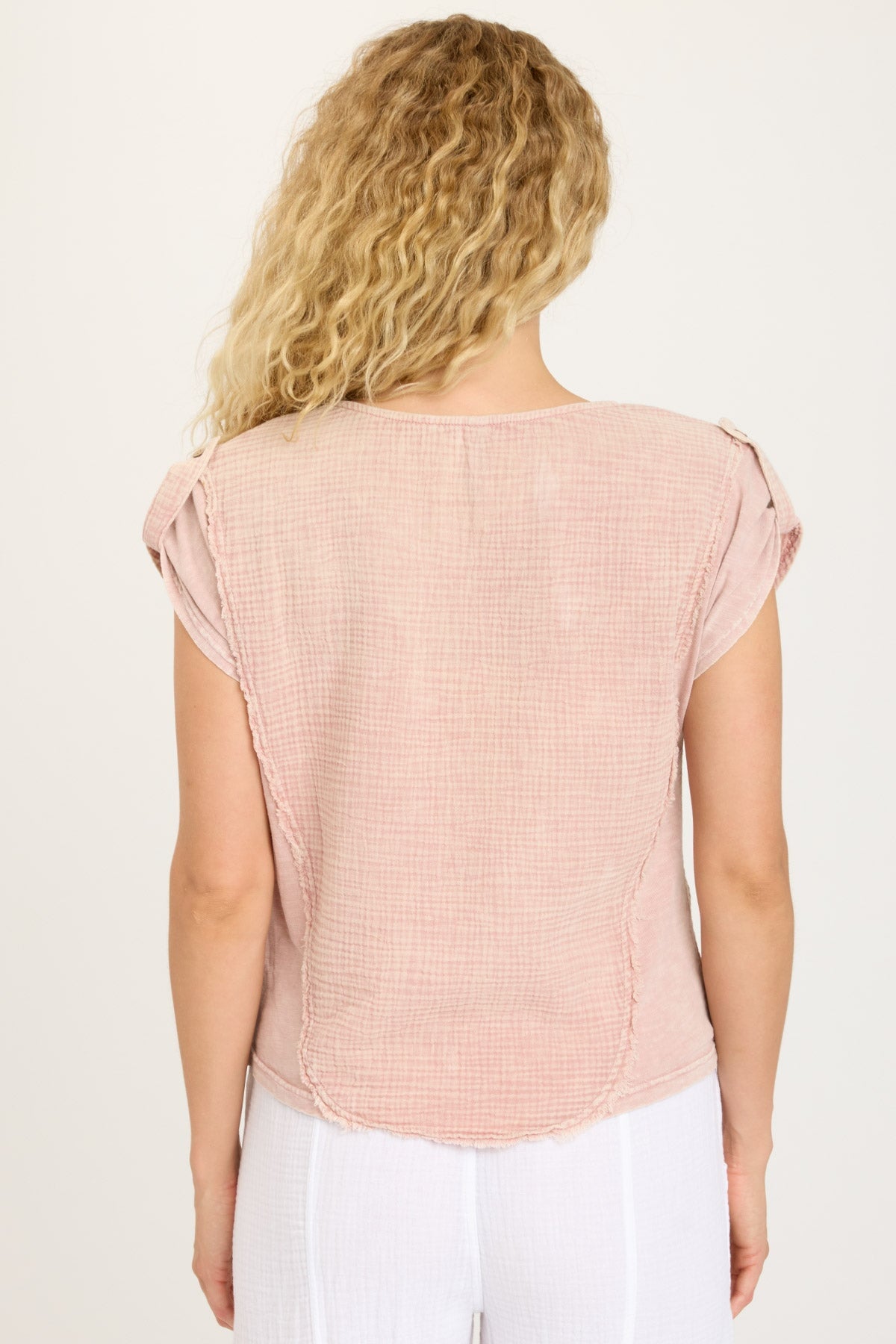Grigg Tee Distress Wash Hydrangea - Vintage Washed Cotton T-Shirt for Men & Women | Perfect for Casual Wear, Layering & Everyday Outfits
