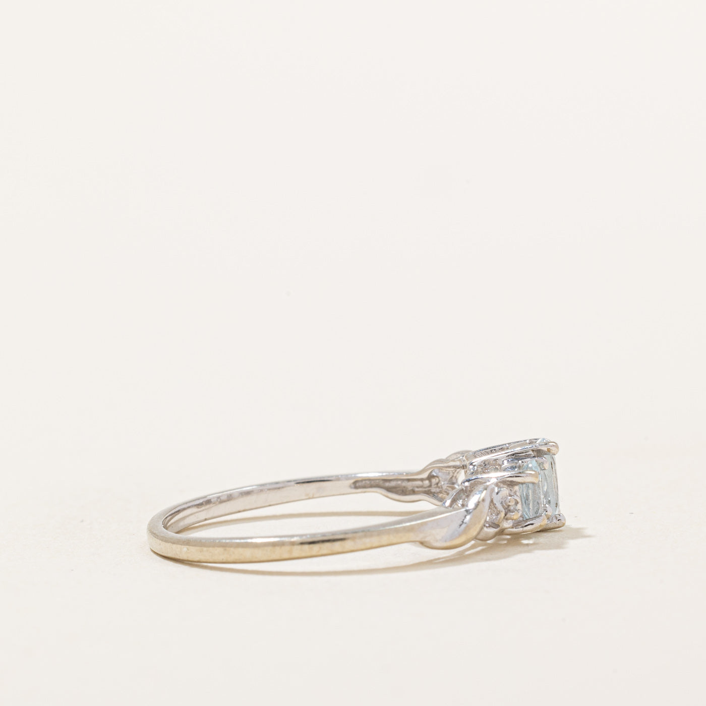 Elegant Aquamarine and Diamond Ring - 0.35ctw Gemstone with 0.01ctw Diamonds - Size 6.75 - Perfect for Engagement, Anniversary & Special Occasion Gifts