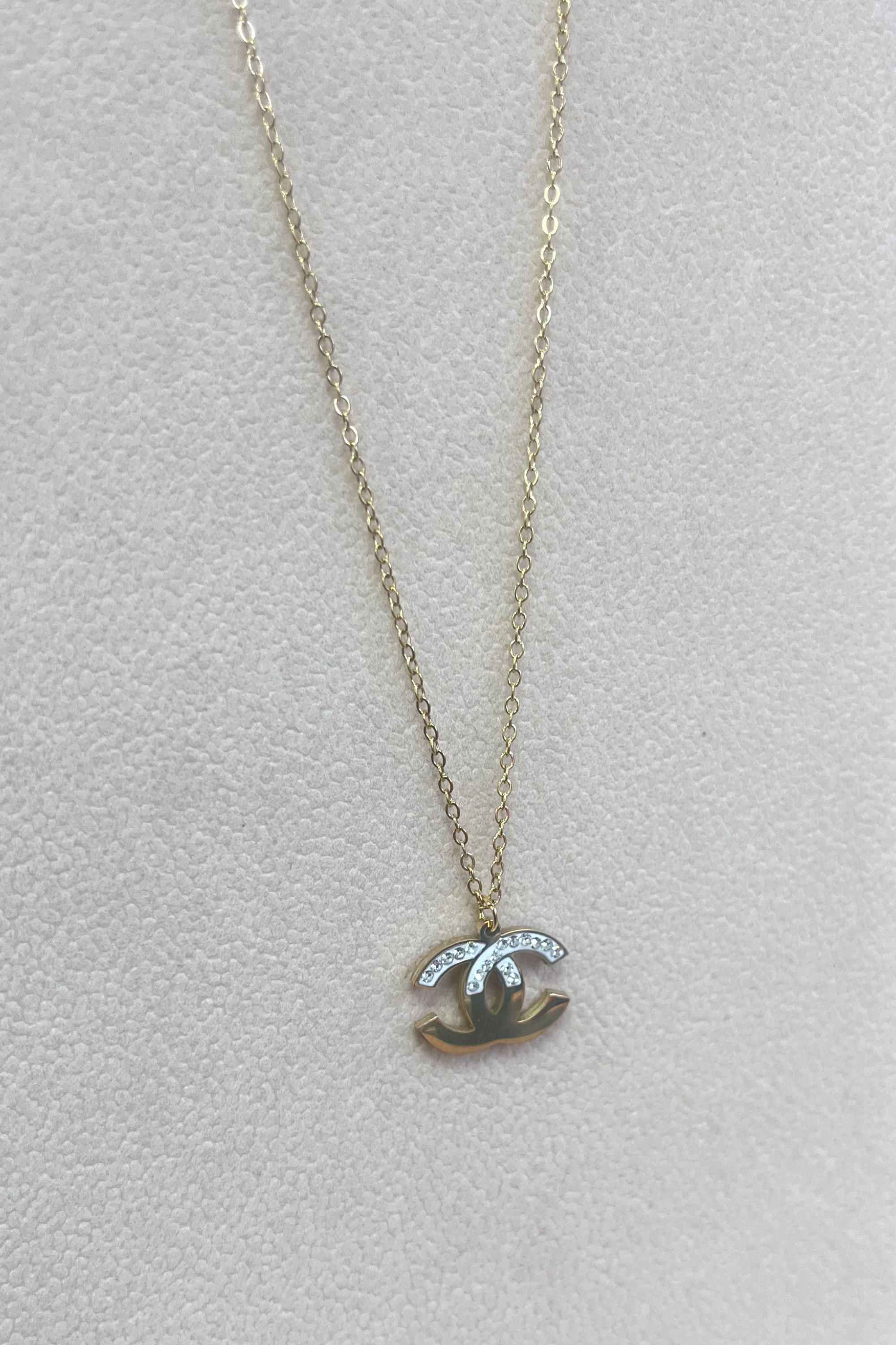 Interlocking Geometric Chain Necklace for Women - Gold, Silver & Rose Gold Options | Trendy Layering Jewelry for Everyday Wear & Special Occasions