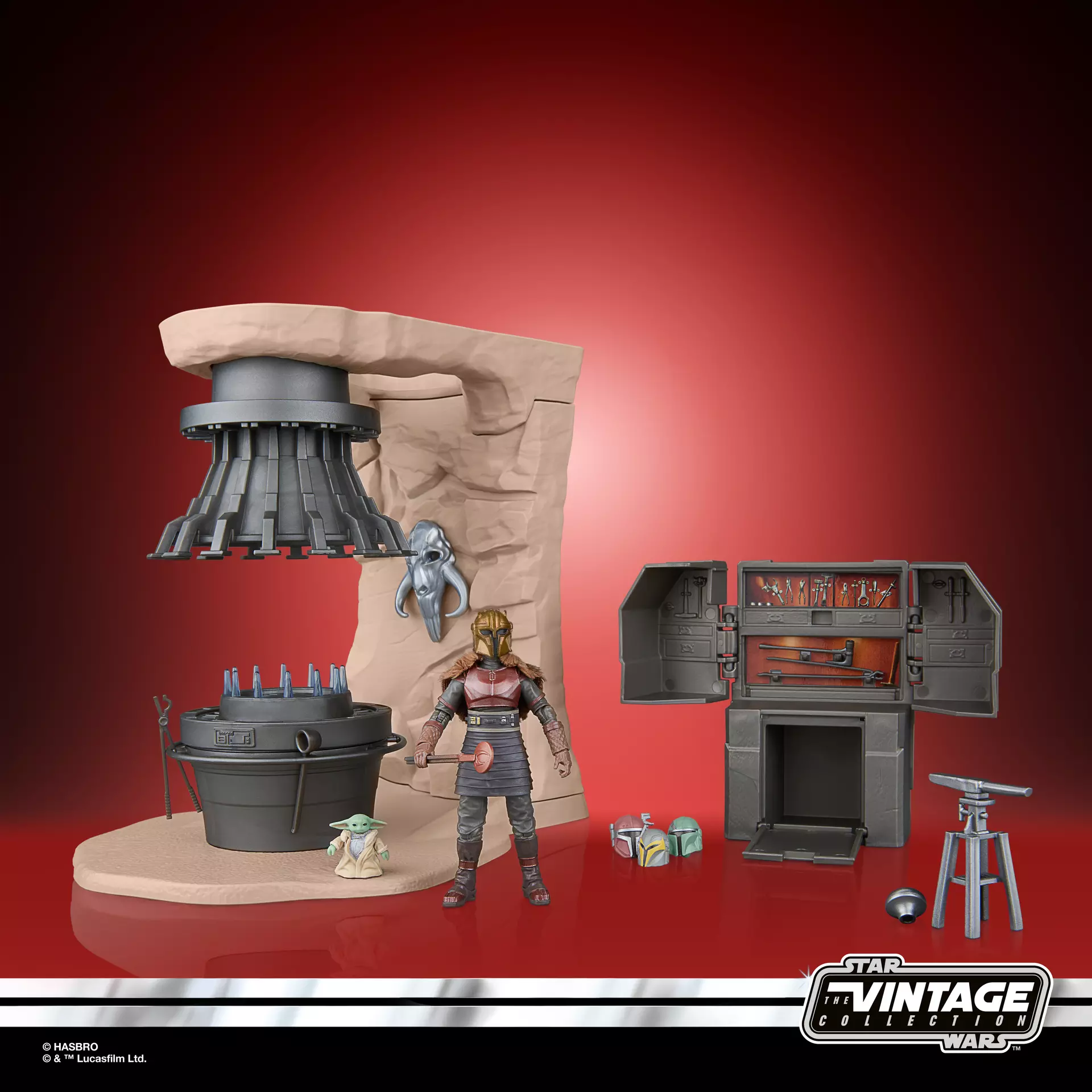 Star Wars The Vintage Collection - The Armorer's Forge Playset with Mandalorian Action Figures | Role-Play & Display for Collectors & Fans