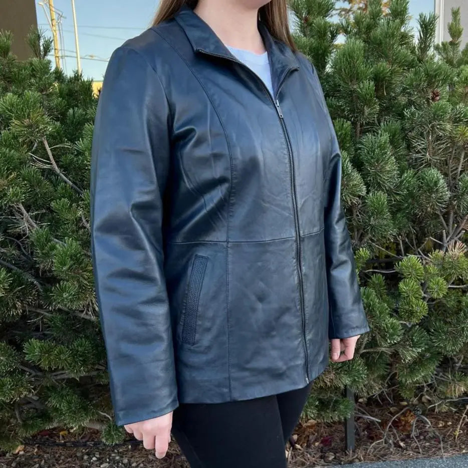 Women's Soft Lamb Leather Jacket with Front Zipper & Dual Pockets - Stylish Outerwear for Fall & Winter Fashion