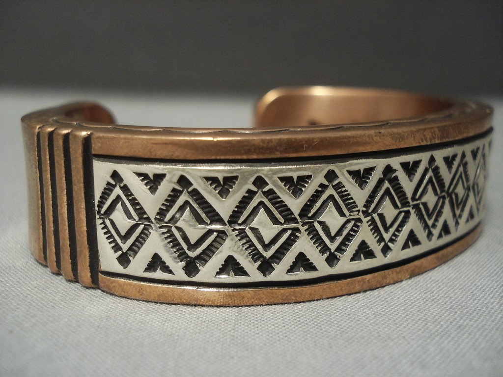 Vintage Sterling Silver Navajo Bracelet - 176g Heavy Native American Jewelry with Copper Accents - Perfect for Boho Fashion & Cultural Events