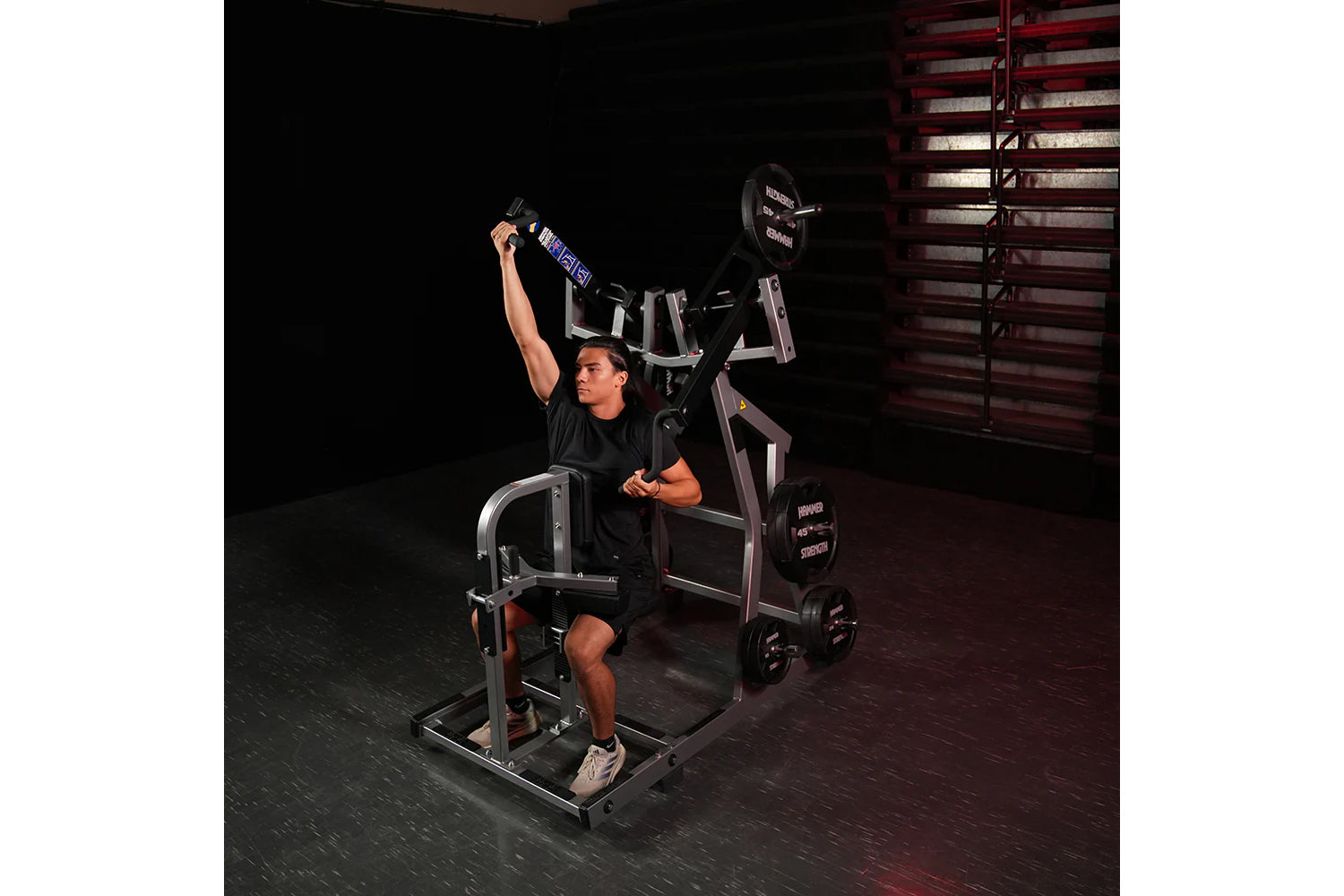 Hammer Strength Plate Loaded Iso-Lateral Front Lat Pulldown Machine - Professional Gym Equipment for Back Workouts & Strength Training - Perfect for Home Gyms & Commercial Fitness Centers