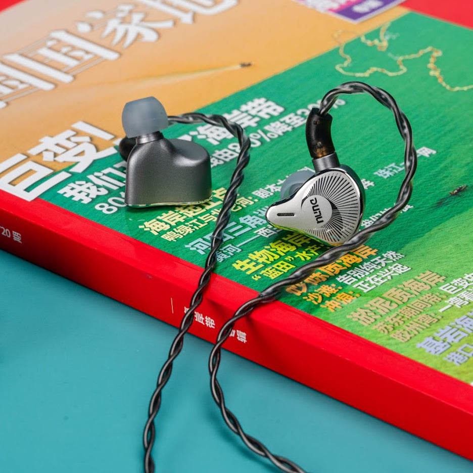 DUNU EST 112 Hybrid In-Ear Earphones with Dynamic & Balanced Armature Drivers - HiFi Audiophile Earbuds for Music, Gaming & Travel [Demo Unit]