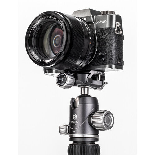 Benro Rhino One Series Carbon Fiber Tripod - Lightweight Travel Tripod for DSLR & Mirrorless Cameras - Perfect for Photography, Hiking & Outdoor Adventures